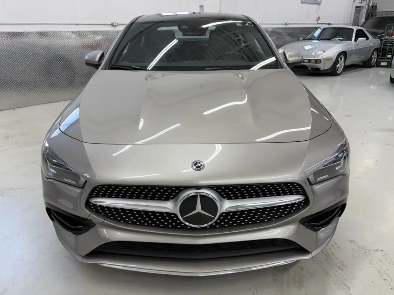Mercedes-Benz CLA photo Mercedes-Benz CLA