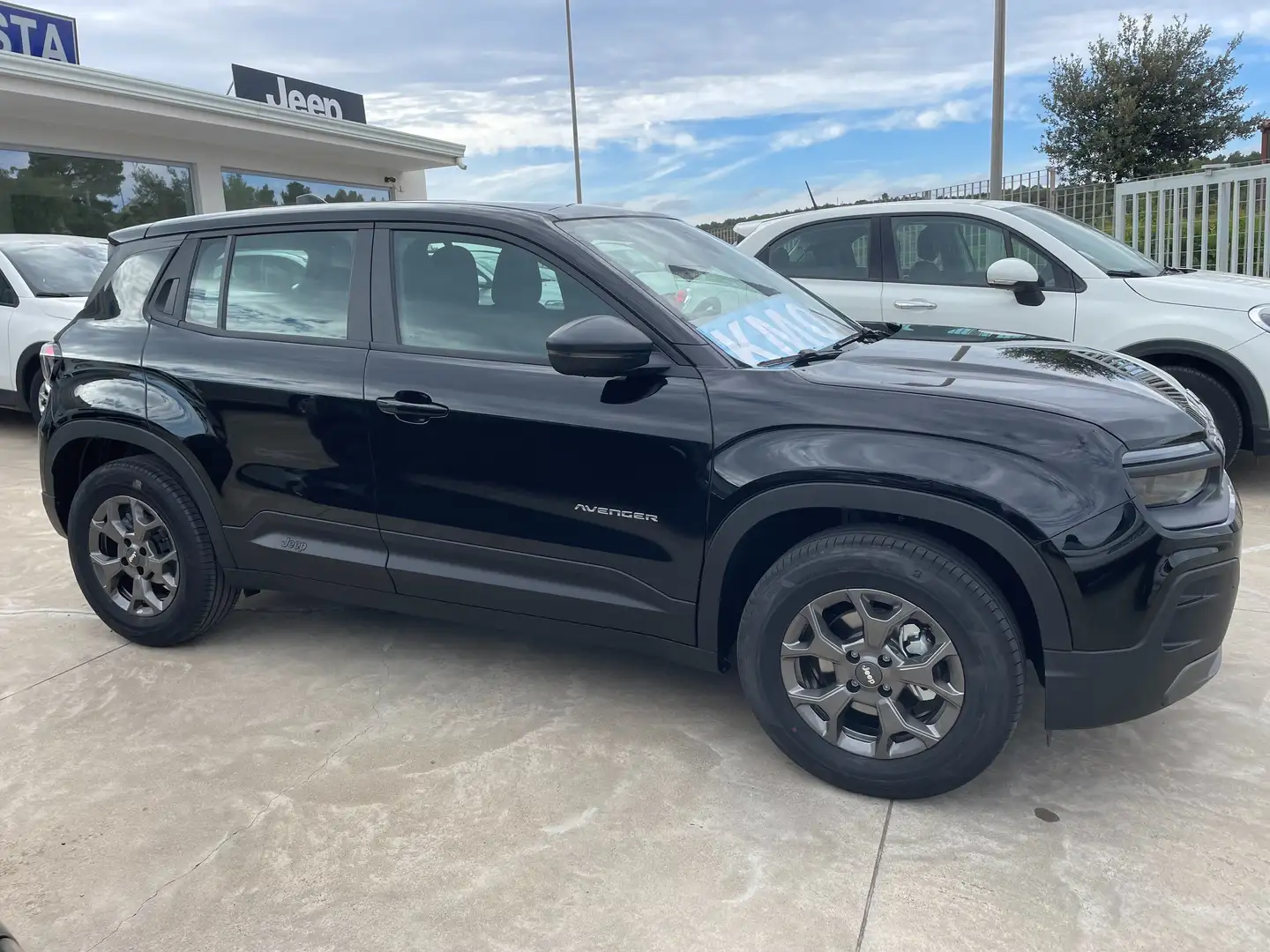 Jeep Avenger Avenger 1.2 turbo Longitude 100 CV MY 25 (Km 0) Nero - 2