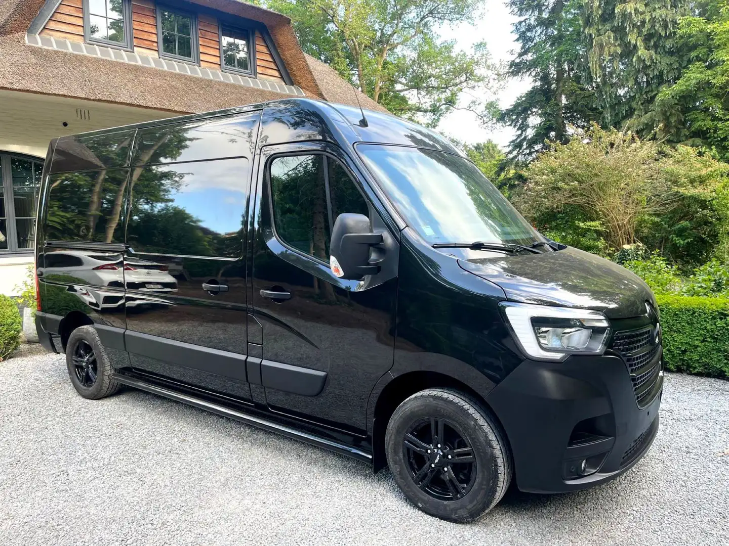 Renault Master L2H2 "black edition" 55000km Garantie Zwart - 2