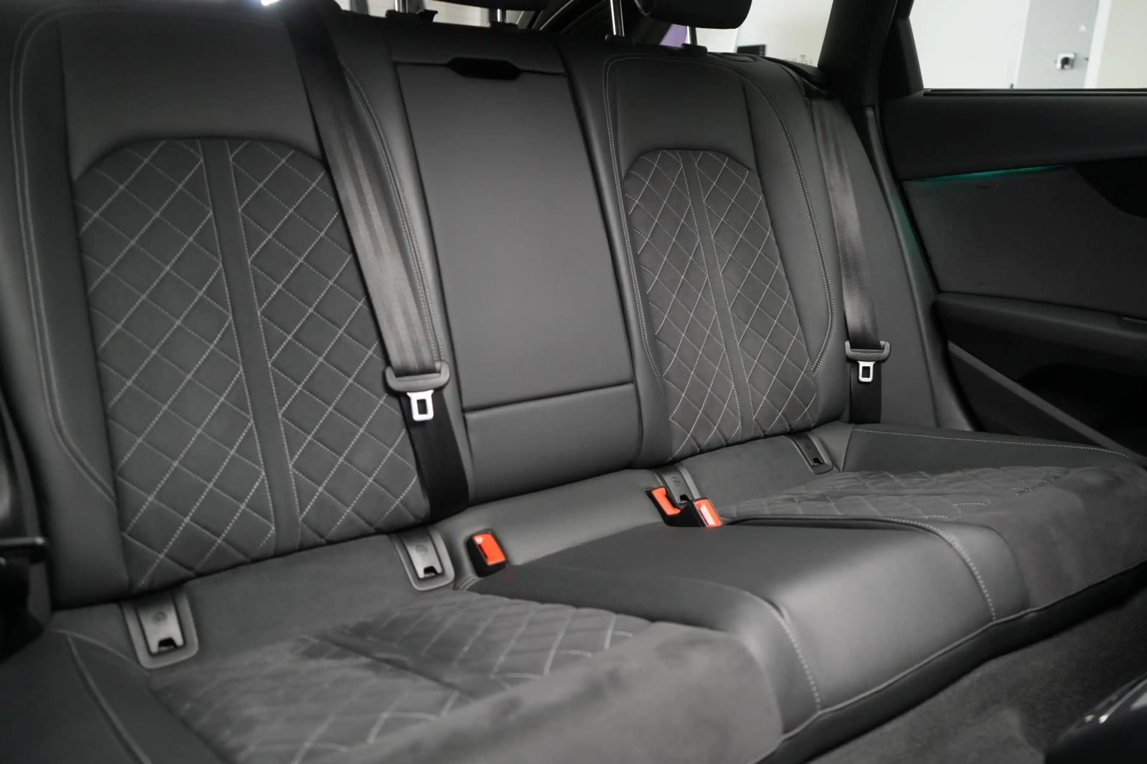 Audi A4 40 TDI quattro S-Line RS.Sitze/Pano/B&O/Kamer — photo 12