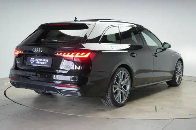 Audi A4 view 5