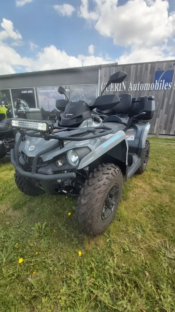 Can-Am Outlander MAX 570 DPS - 1
