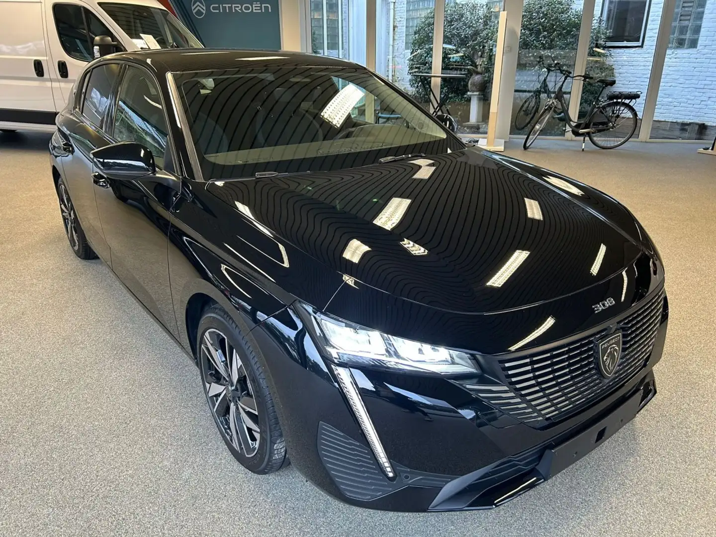 Peugeot 308 1.2 Puretech 130 PK Allure Noir - 1
