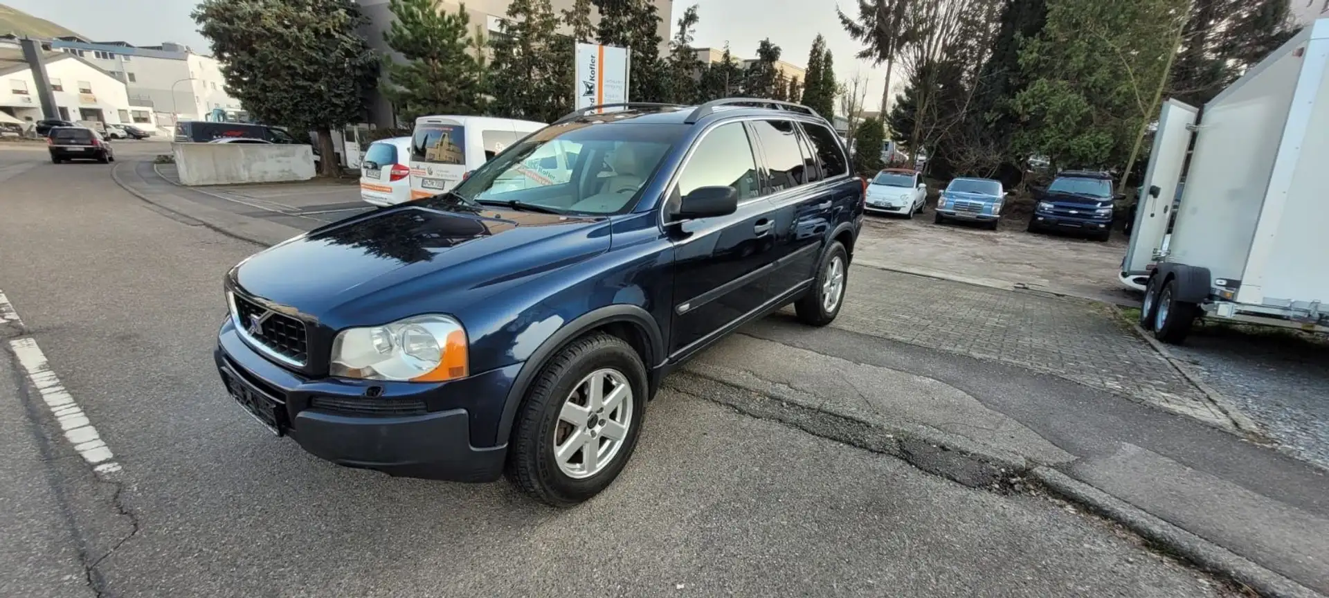 Volvo XC90 T6 Geartronic Premium Blau - 1