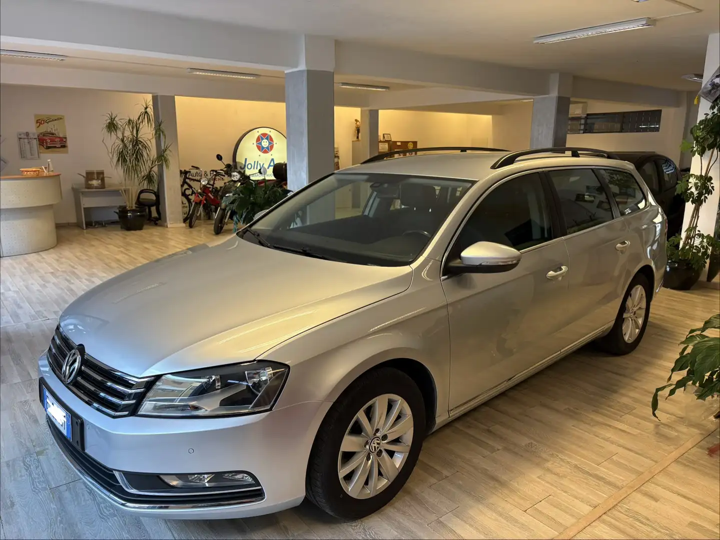 Volkswagen Passat Variant 1.6 tdi Comfortline - 1