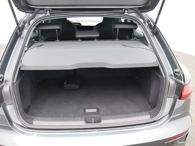 Audi A3 view 8