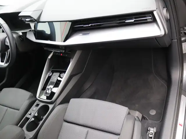 Audi A3 view 9