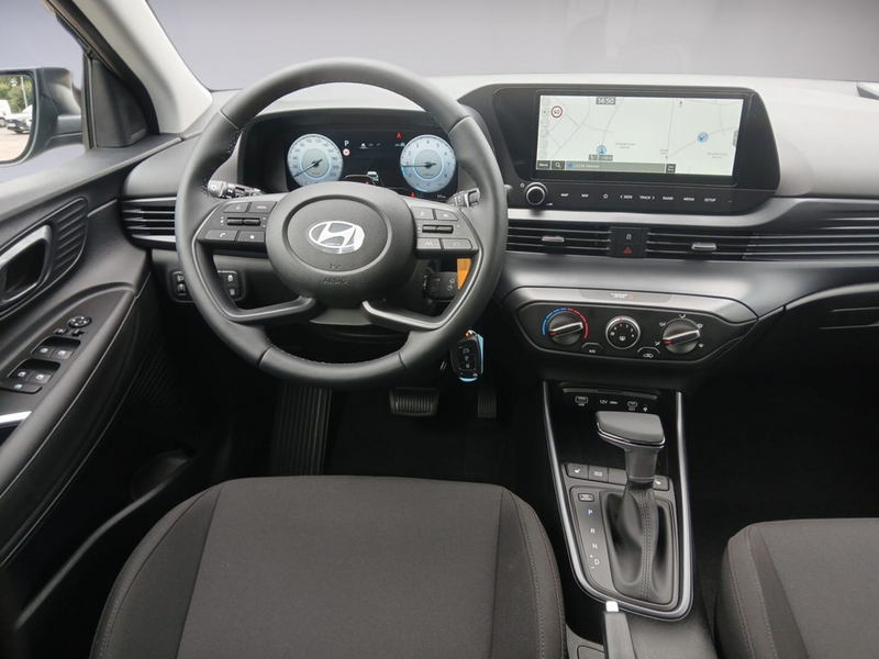Hyundai i20 1.0 7G-DCT Trend KAMERA NAVI FACEL. LED — photo 11