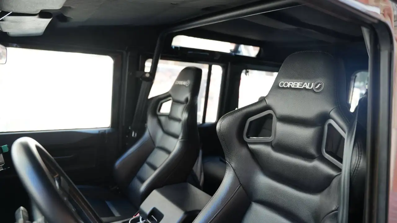 Land Rover Defender 110 station-wagon V8, foto 10