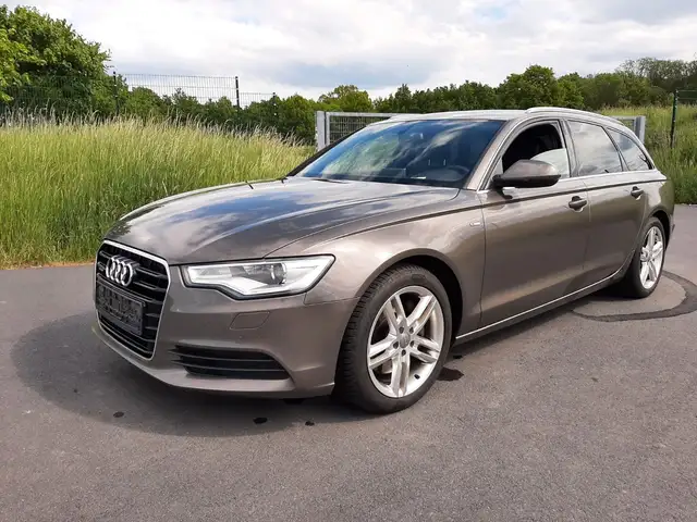 Audi A6 Avant 3.0 TDI Quattro S - Line ,Luftfed.
