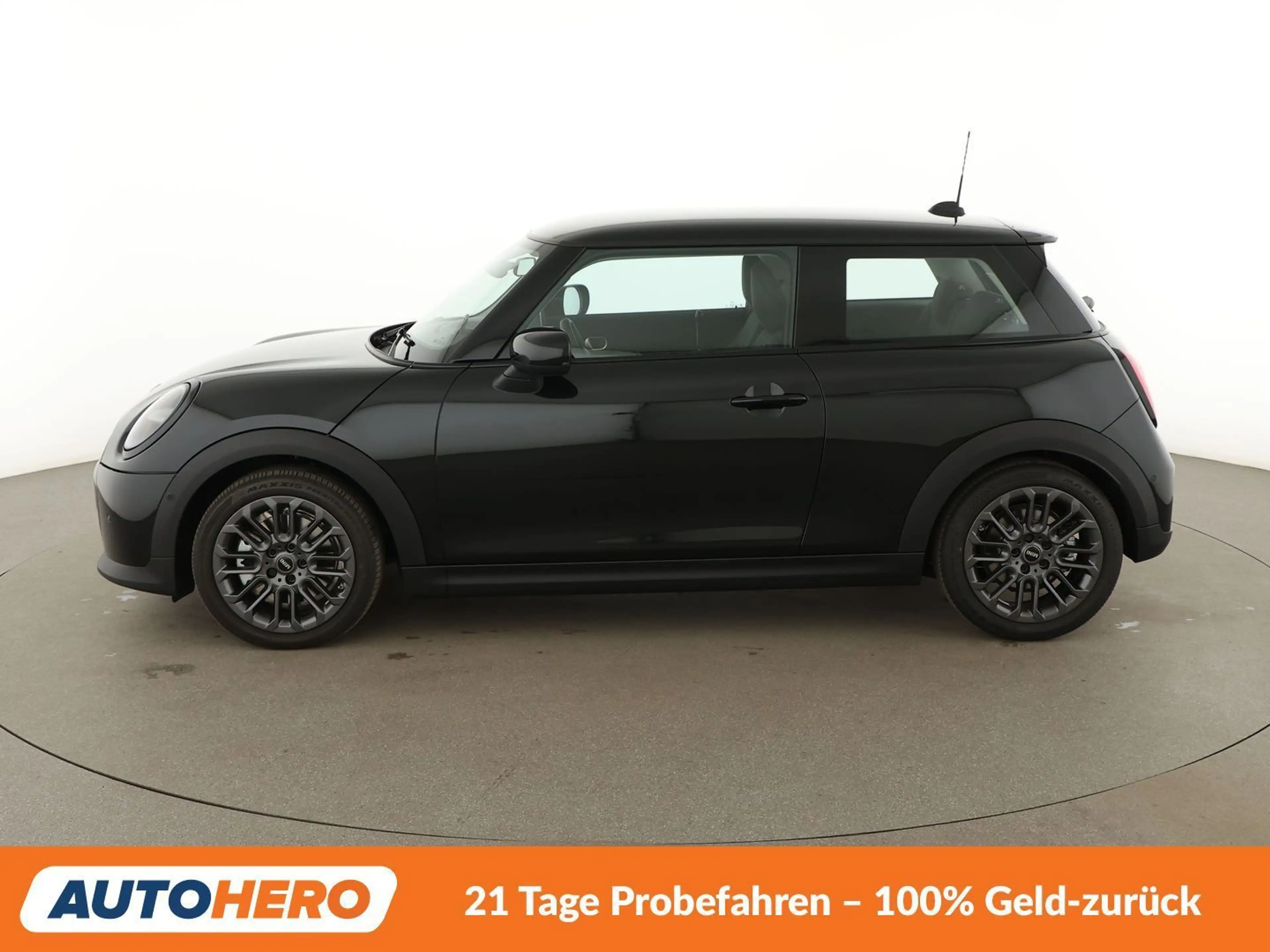 MINI Cooper Coupe Cooper C Essential Trim Aut.*NAVI*TEMPO*PDC* — photo 3