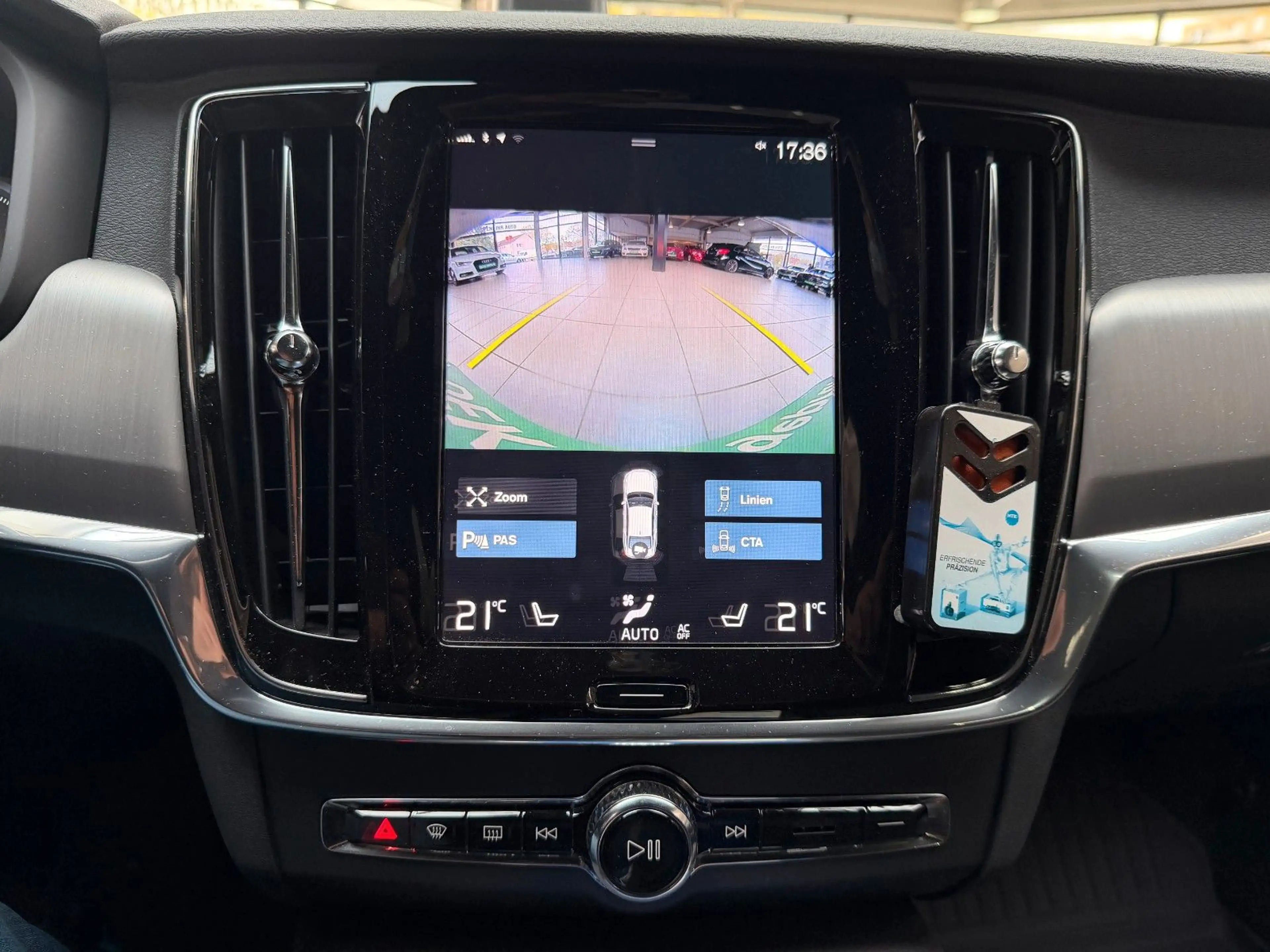 Volvo S90 Lim. Momentum Pro, Automatik, CarPlay, SHZ — photo 14