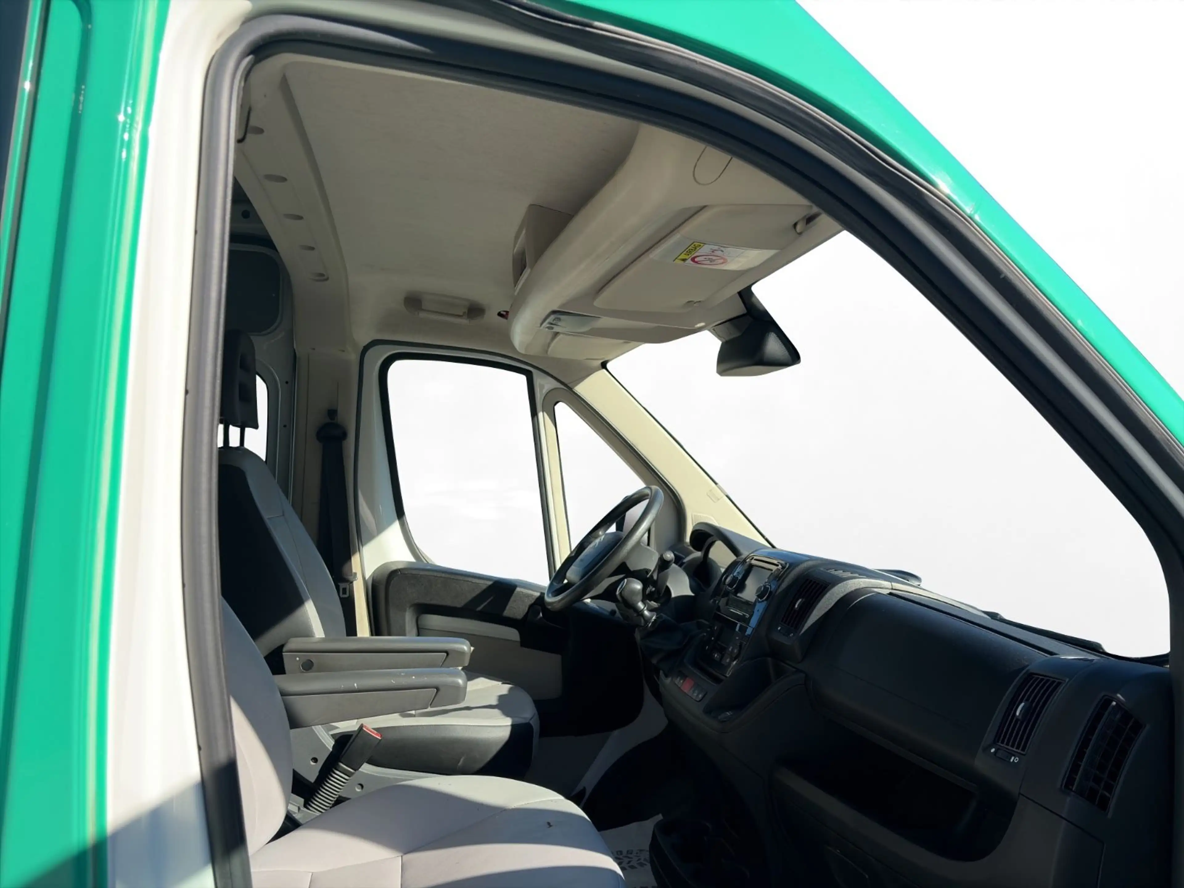 Citroen Jumper 30 L2H2 Profi BlueHDi 110 1Hand 5Sitzer — photo 13