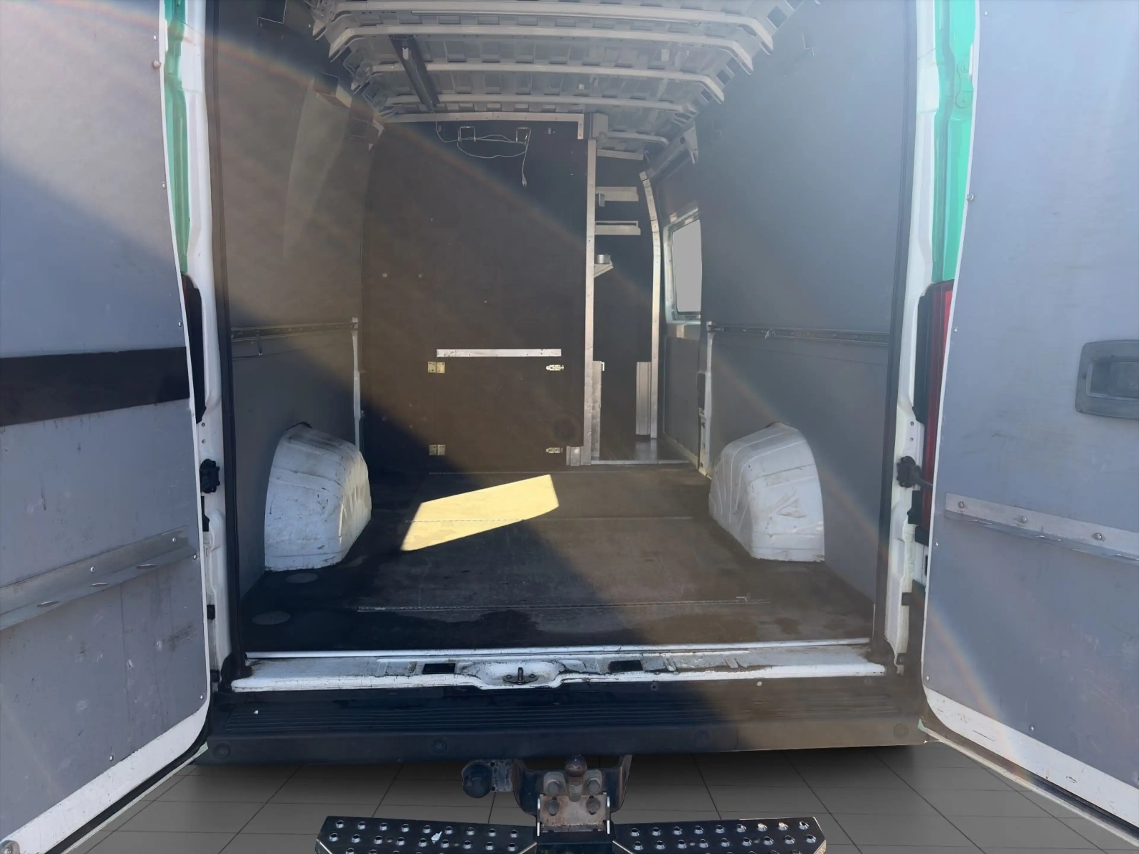 Citroen Jumper 30 L2H2 Profi BlueHDi 110 1Hand 5Sitzer — photo 14
