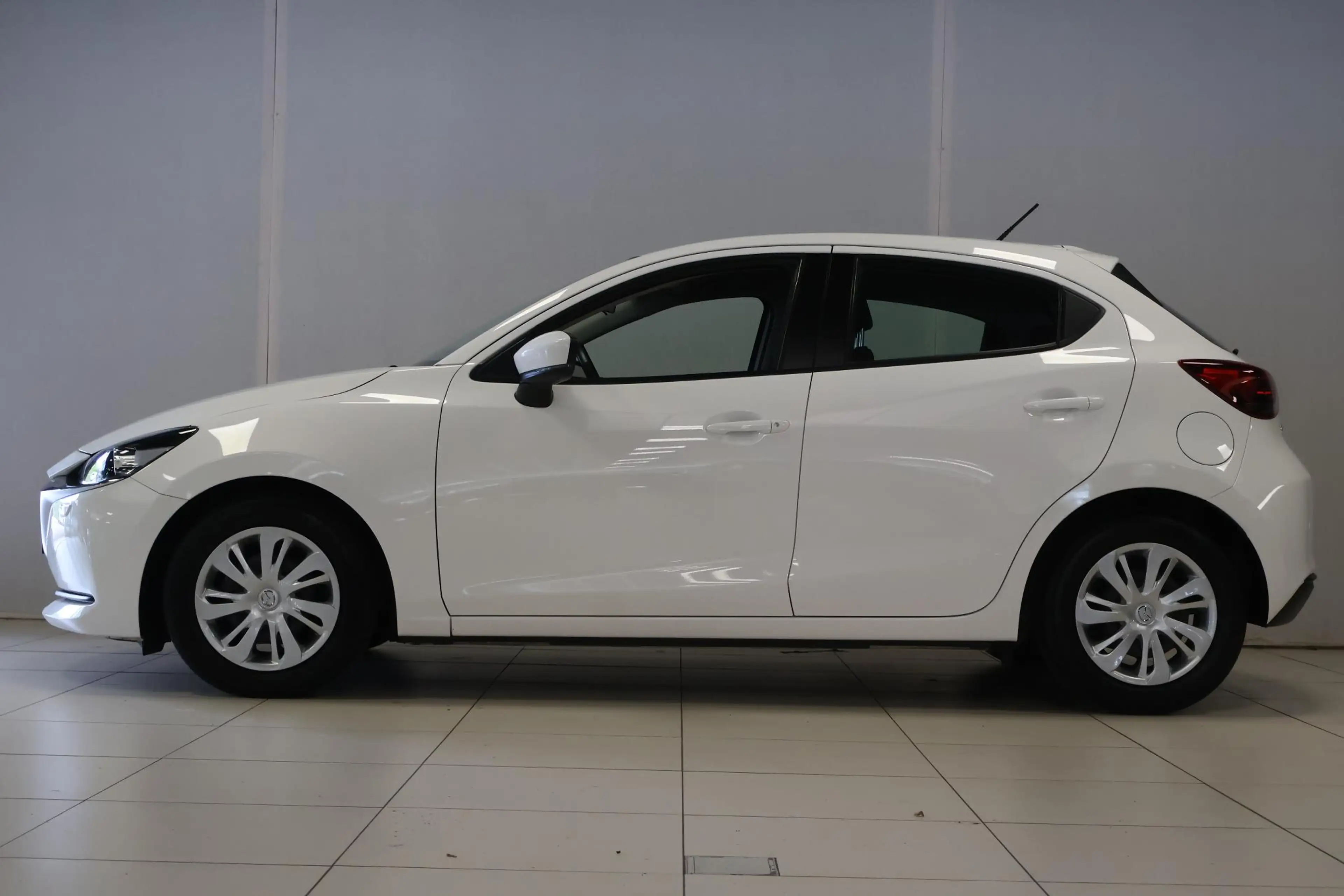 Mazda 2 1.5 Skyactiv-G Comfort — photo 4