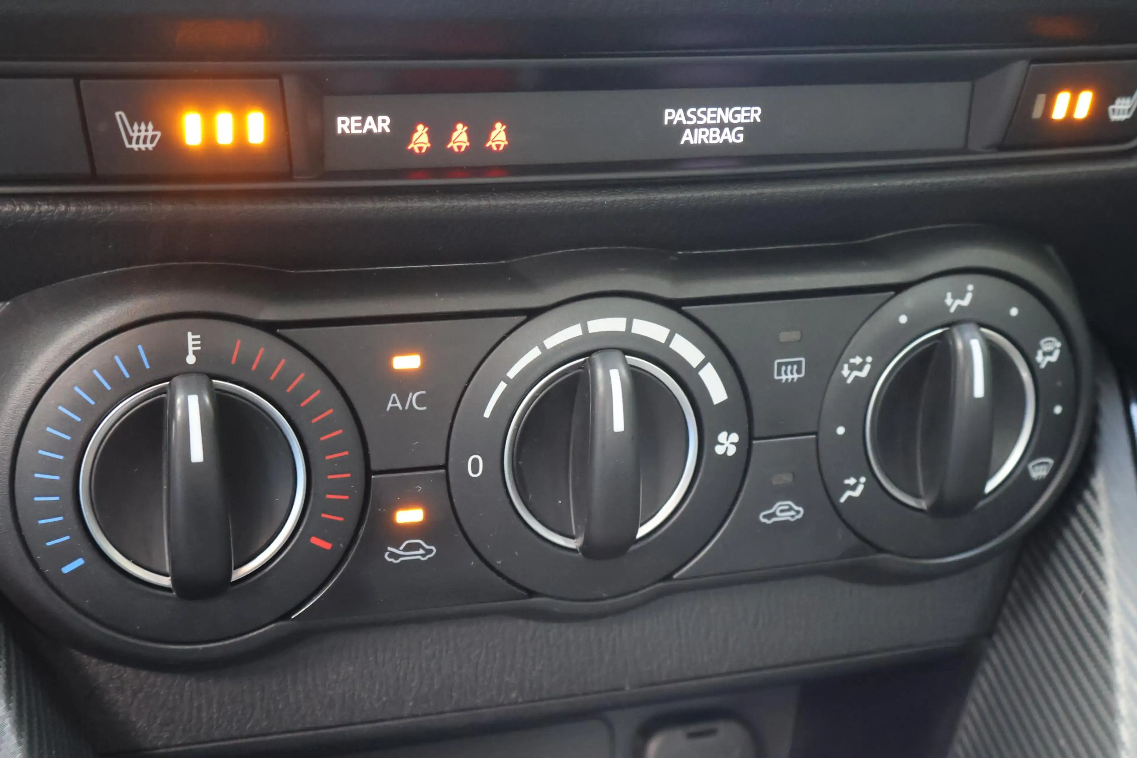 Mazda 2 1.5 Skyactiv-G Comfort — photo 15