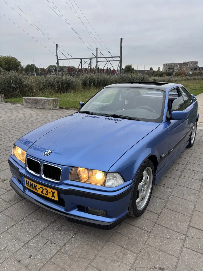 BMW 318 E36 1996 Eisenman coupé, Estorilblauw, 318IS Blauw - 2