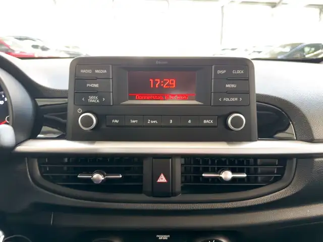 Kia Picanto view 12