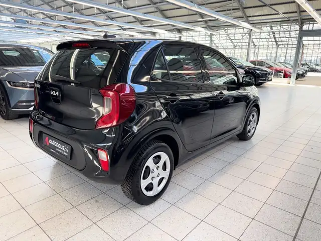 Kia Picanto view 5