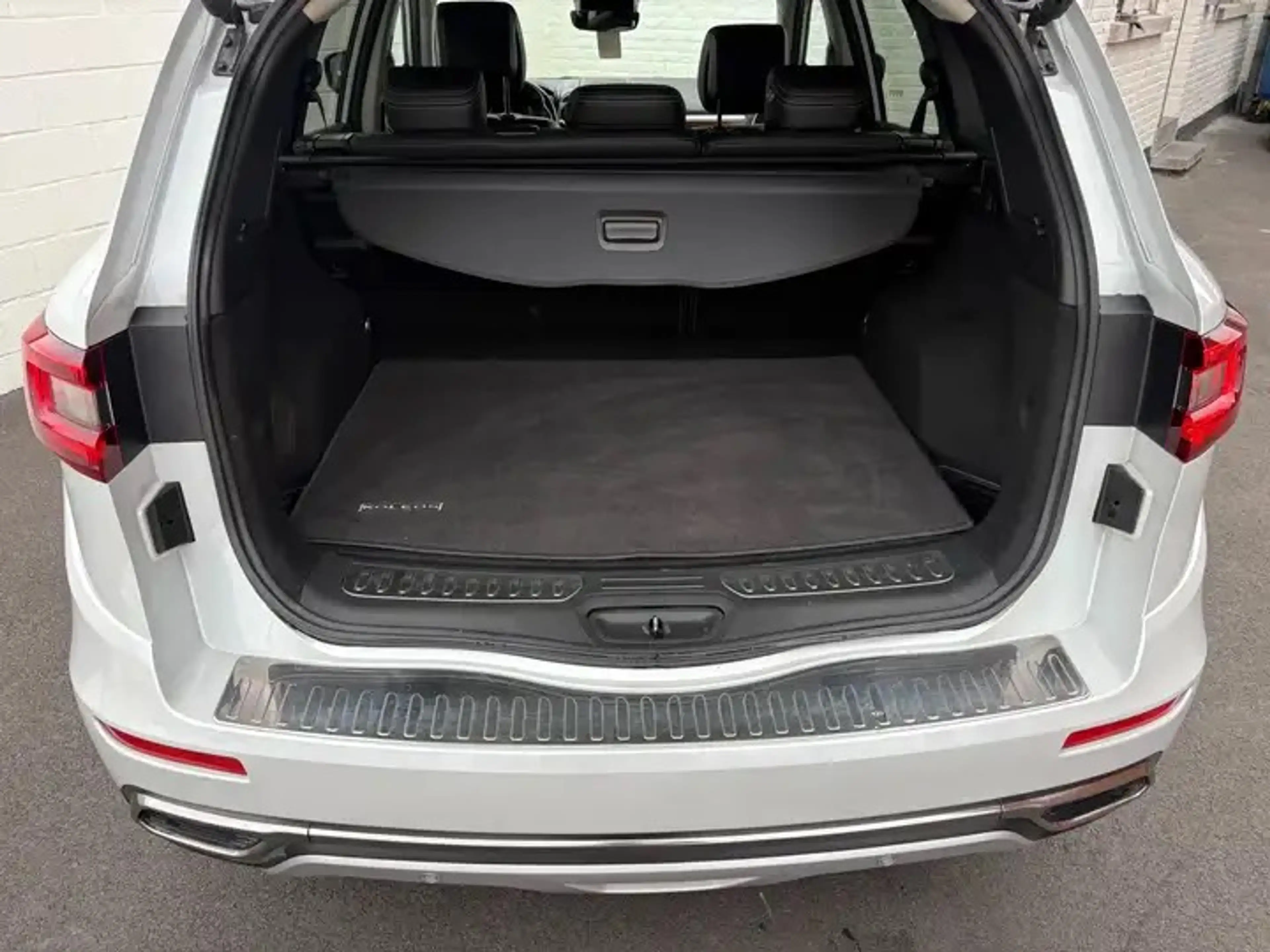 Renault Koleos 1.7 dCi Intens X-Tronic*1er PROP*GPS*CAMERA*PDC* — photo 8