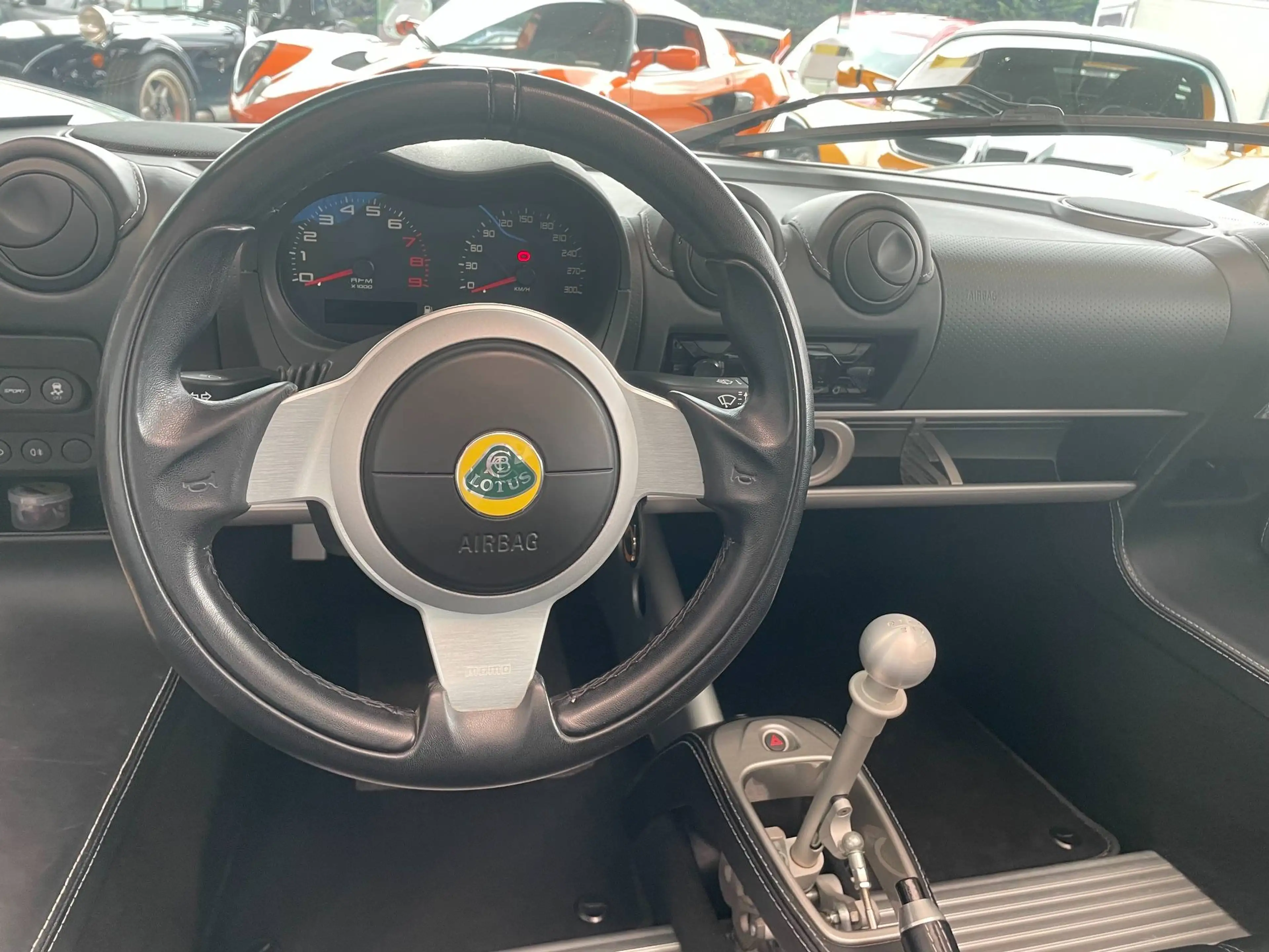 Lotus Elise Sport 220 — photo 7