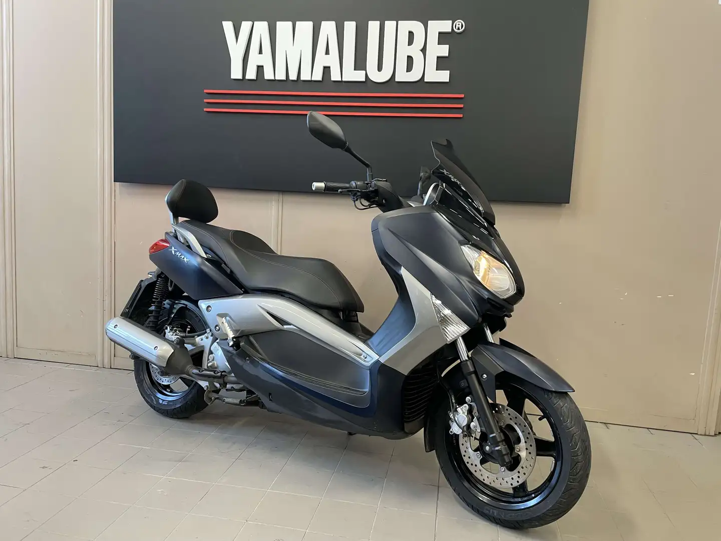 Yamaha X-Max 250 Nero - 1