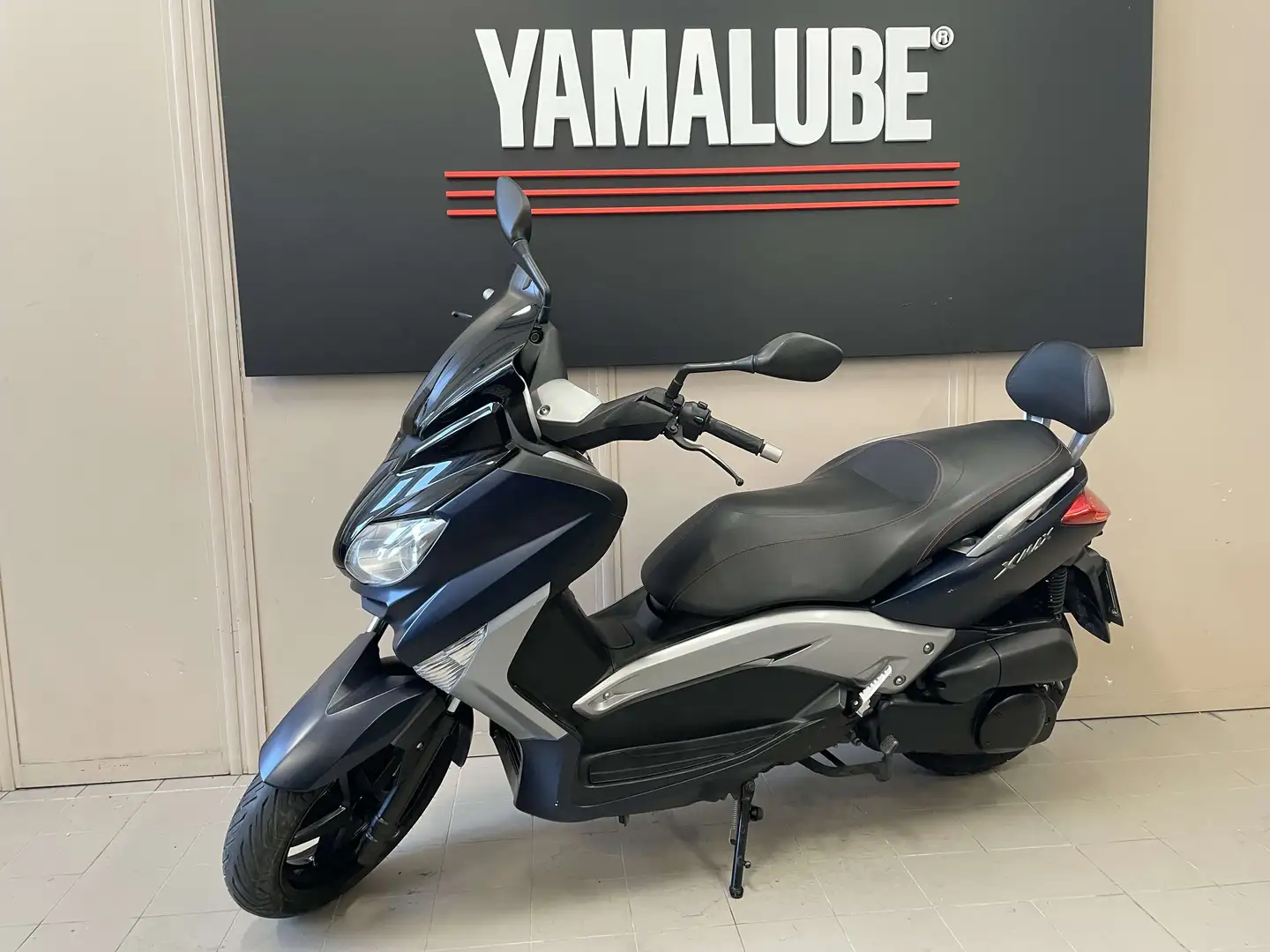 Yamaha X-Max 250 Nero - 2