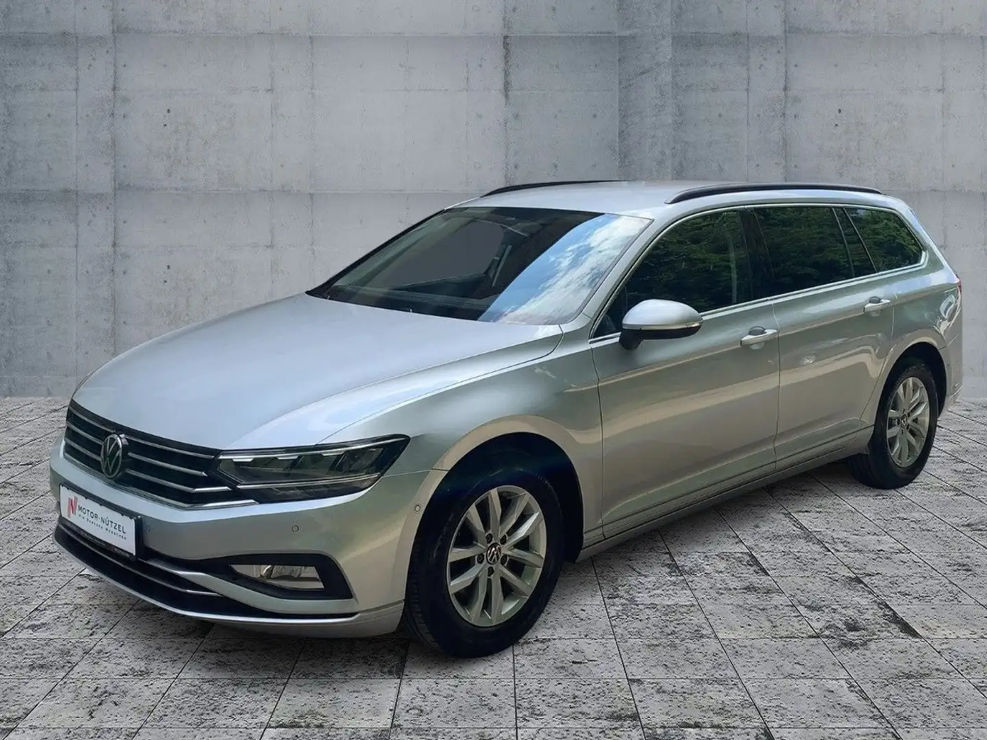 Volkswagen Passat Variant 2.0 TDI BUSINESS LED+NAVI+ACC+SHZ Argent - 2