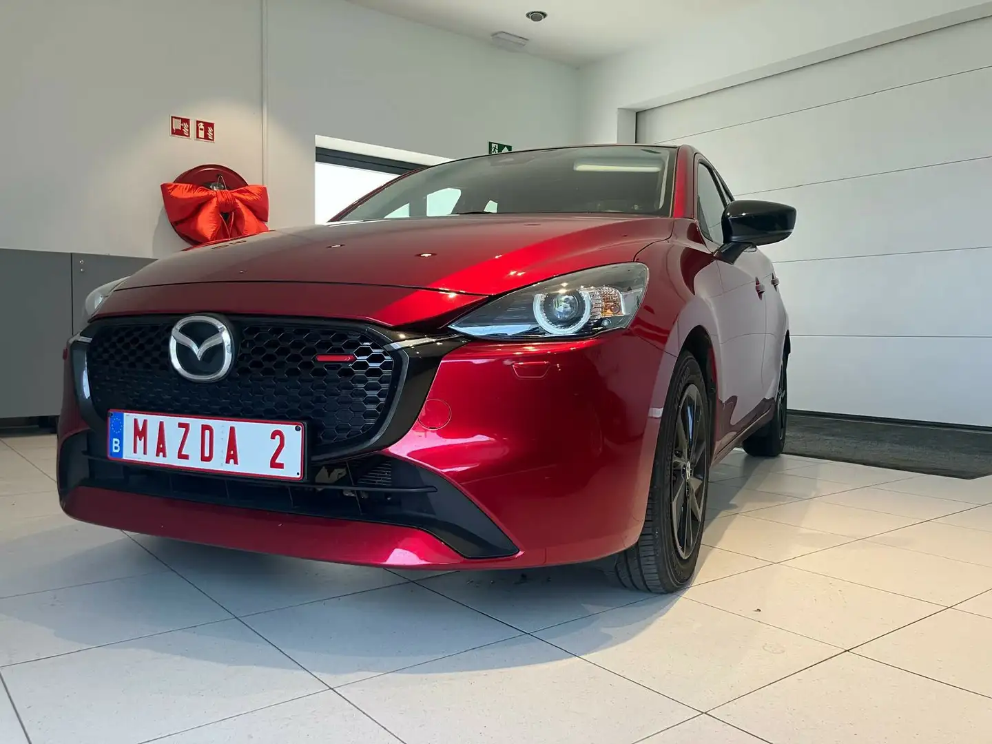 Mazda 2 2 SKYACTIV-G 90 Aut. Exclusive-Line AUTOMAAT Rouge - 2