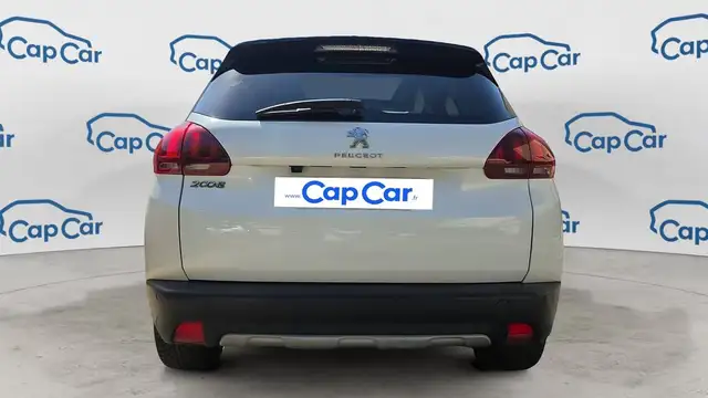 Peugeot 2008 view 3