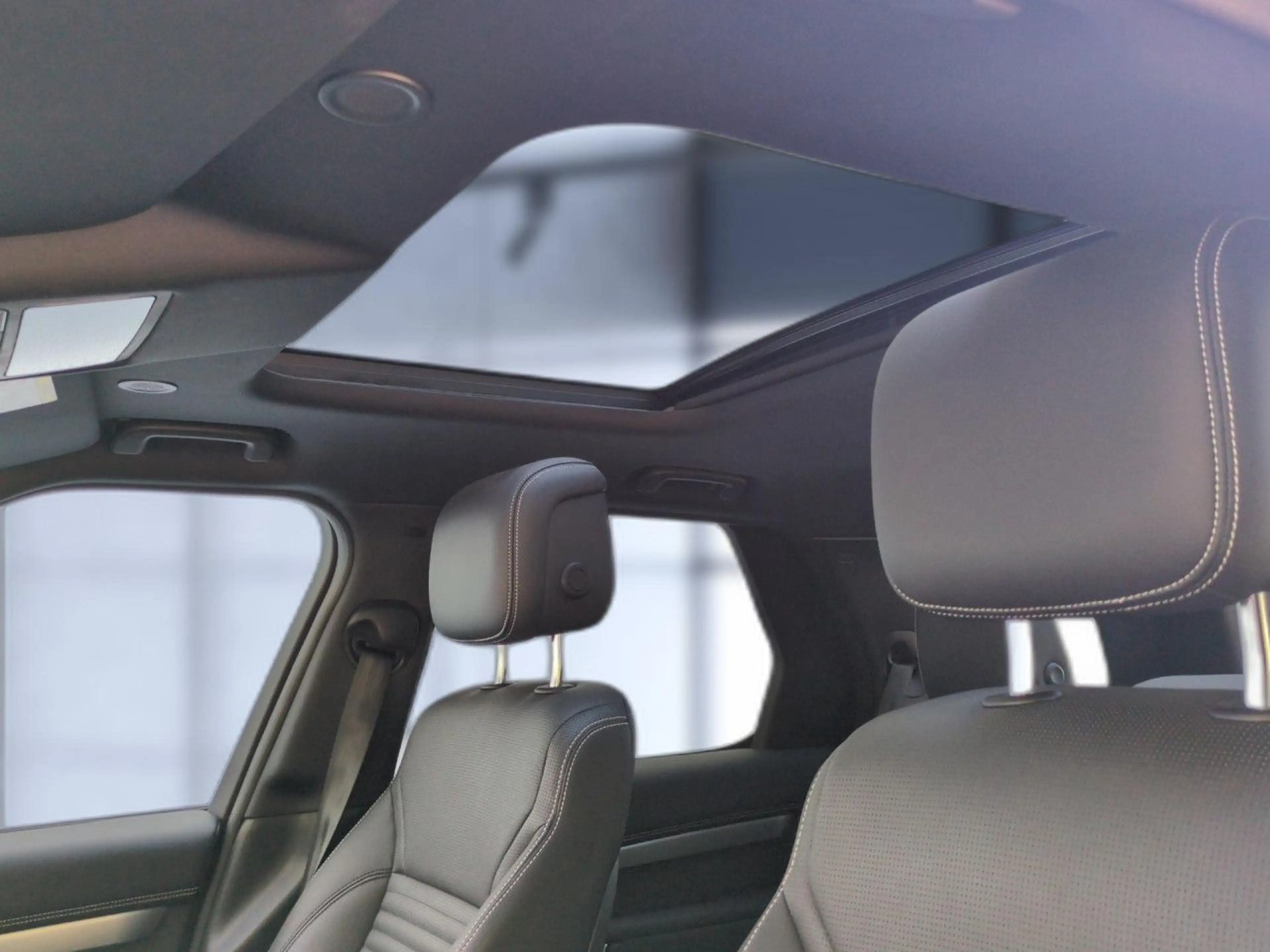 Land Rover Discovery R-Dynamic SE D250 AWD Bluetooth Navi LED — photo 10