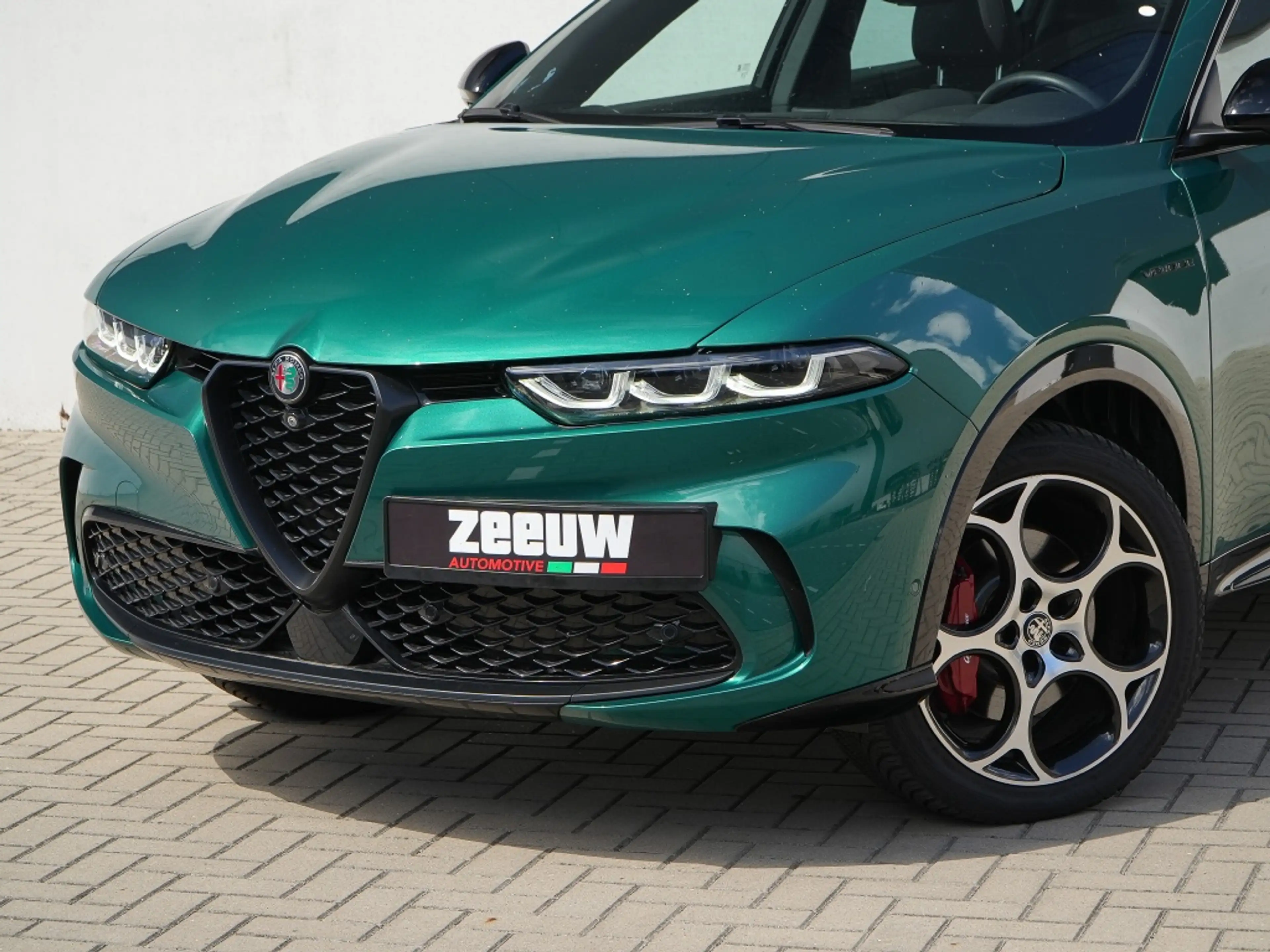 Alfa Romeo Tonale 1.3T PHEV 280 PK Veloce | Schuifdak | Harman | Led — photo 2