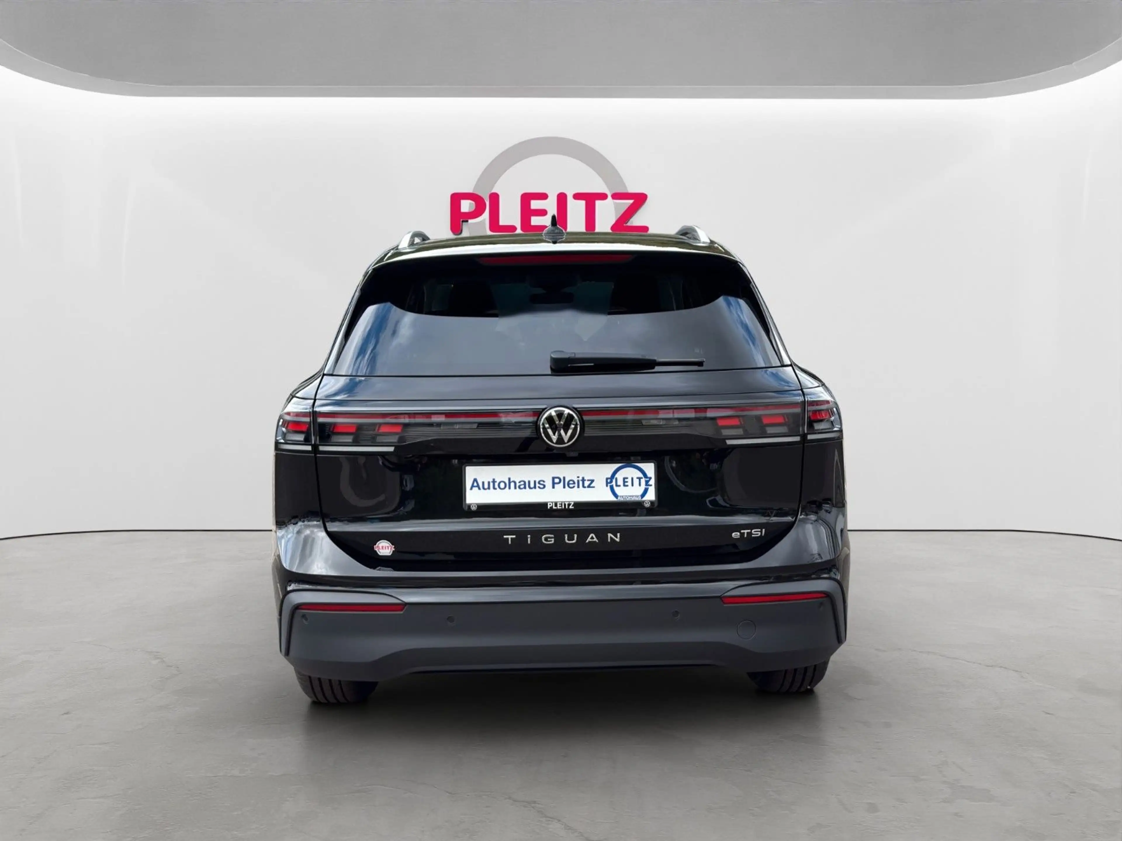 Volkswagen Tiguan Prime 1.5 eTSI DSG | AHK ACC Kamera — photo 5