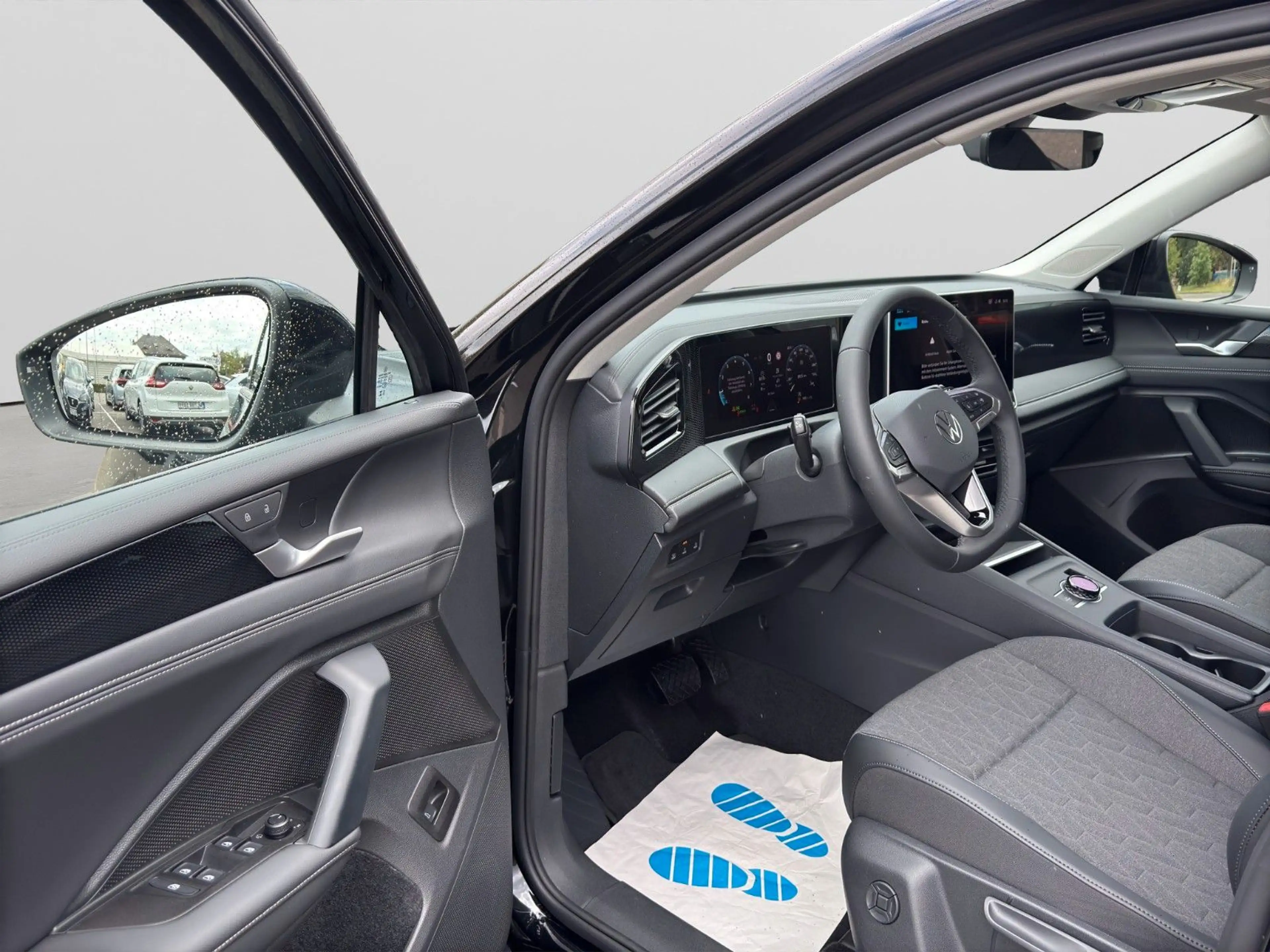 Volkswagen Tiguan Prime 1.5 eTSI DSG | AHK ACC Kamera — photo 24