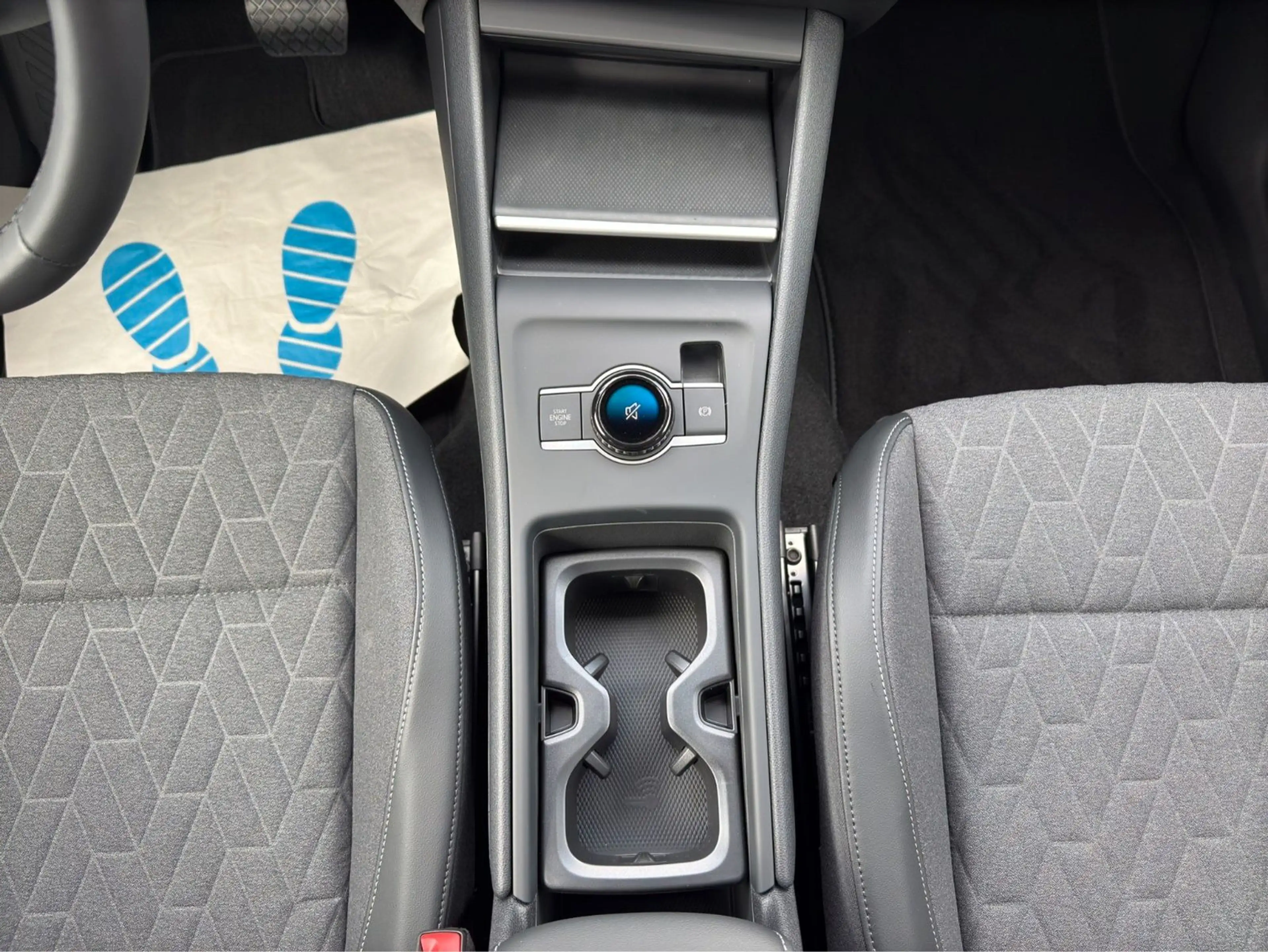 Volkswagen Tiguan Prime 1.5 eTSI DSG | AHK ACC Kamera — photo 17