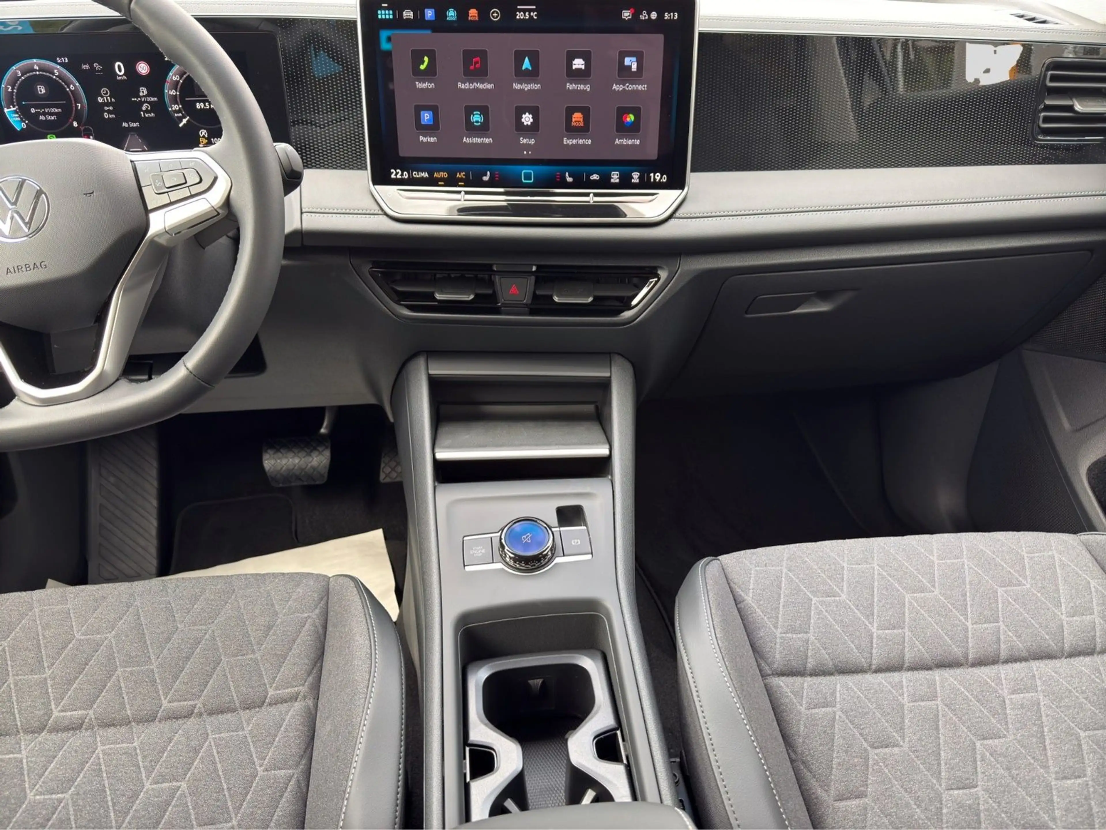 Volkswagen Tiguan Prime 1.5 eTSI DSG | AHK ACC Kamera — photo 15