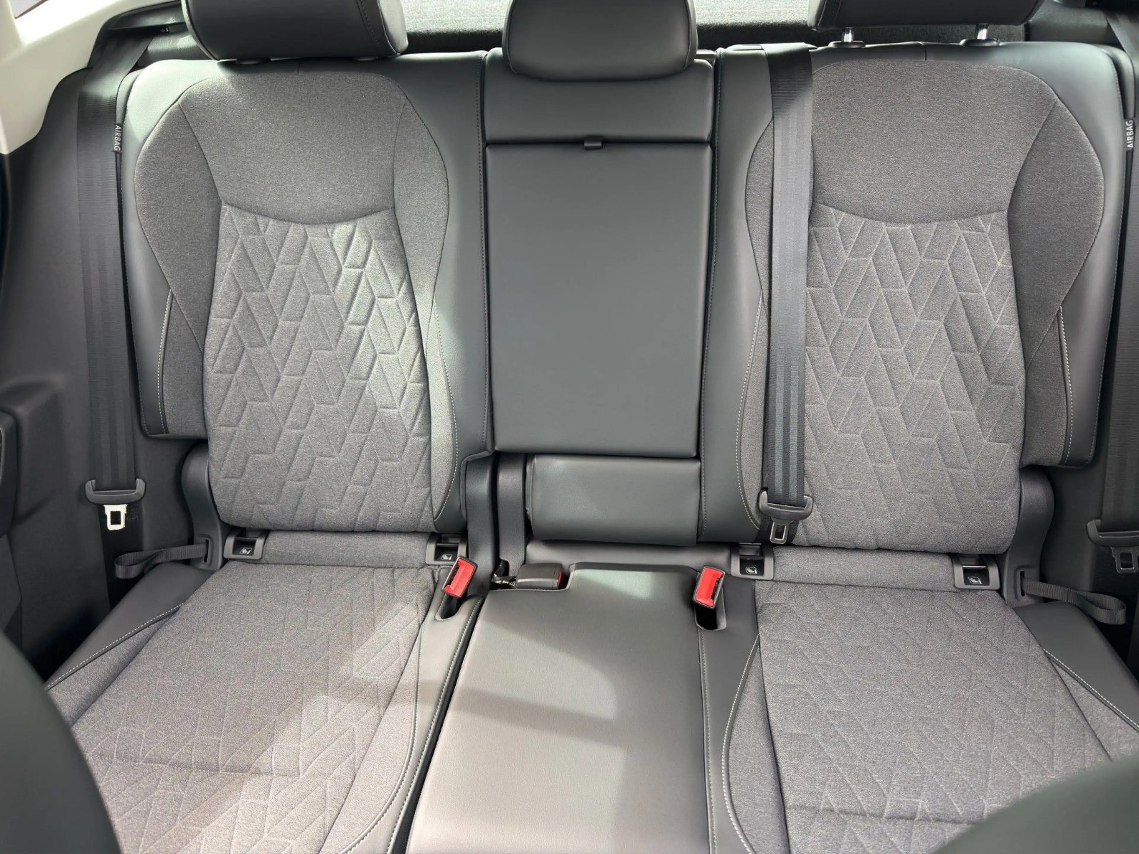 Volkswagen Tiguan Prime 1.5 eTSI DSG | AHK ACC Kamera — photo 19