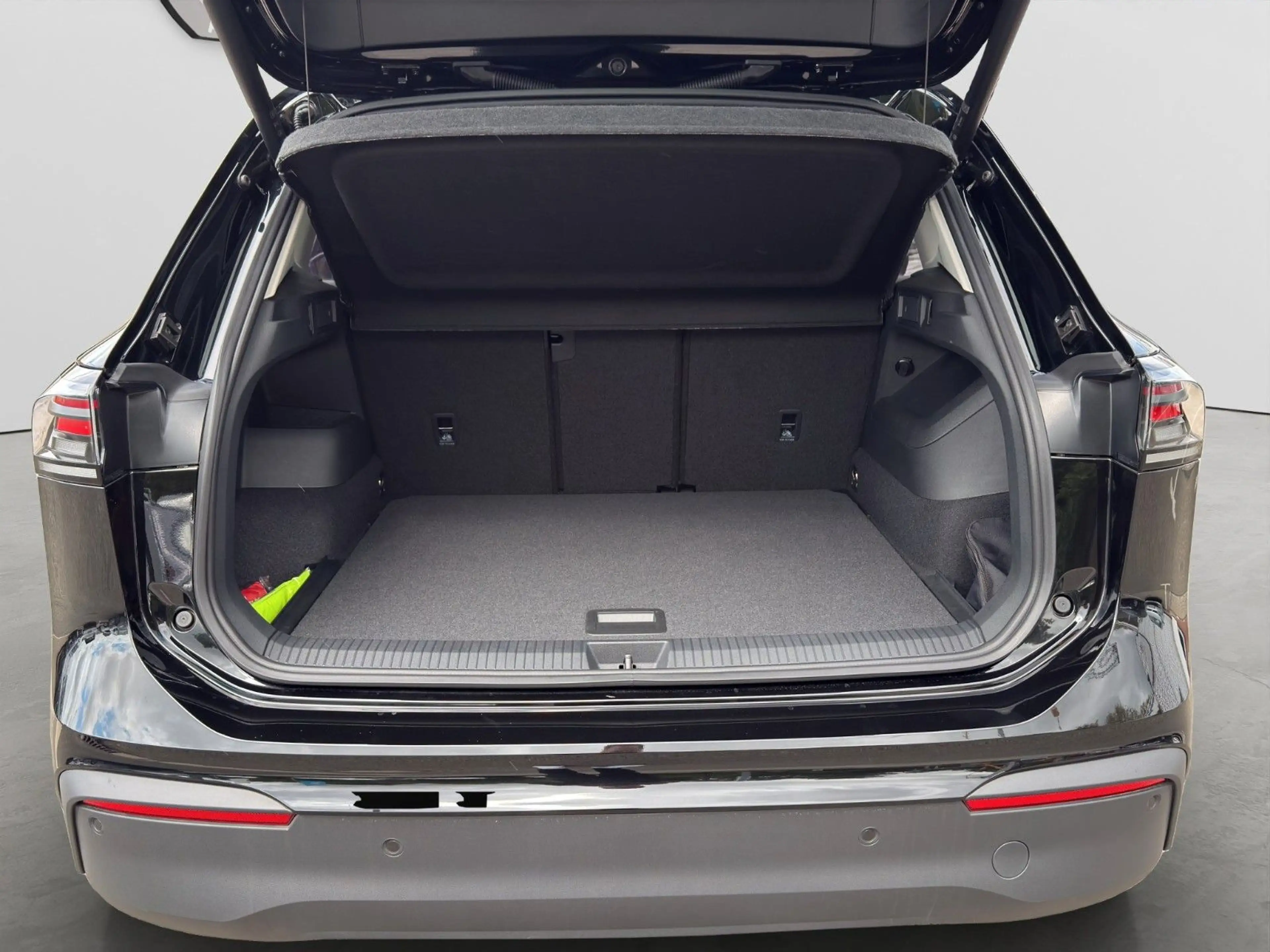 Volkswagen Tiguan Prime 1.5 eTSI DSG | AHK ACC Kamera — photo 21