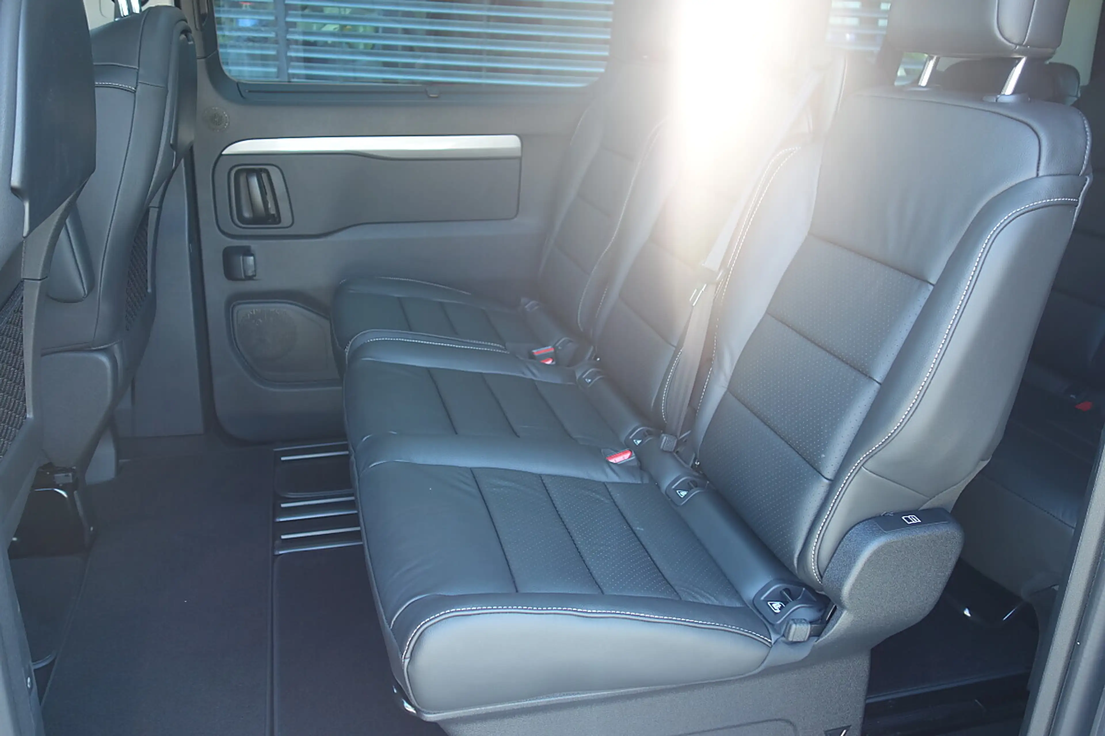 Citroen Spacetourer Diesel 180 S&S EAT8 M Business Lounge — photo 14