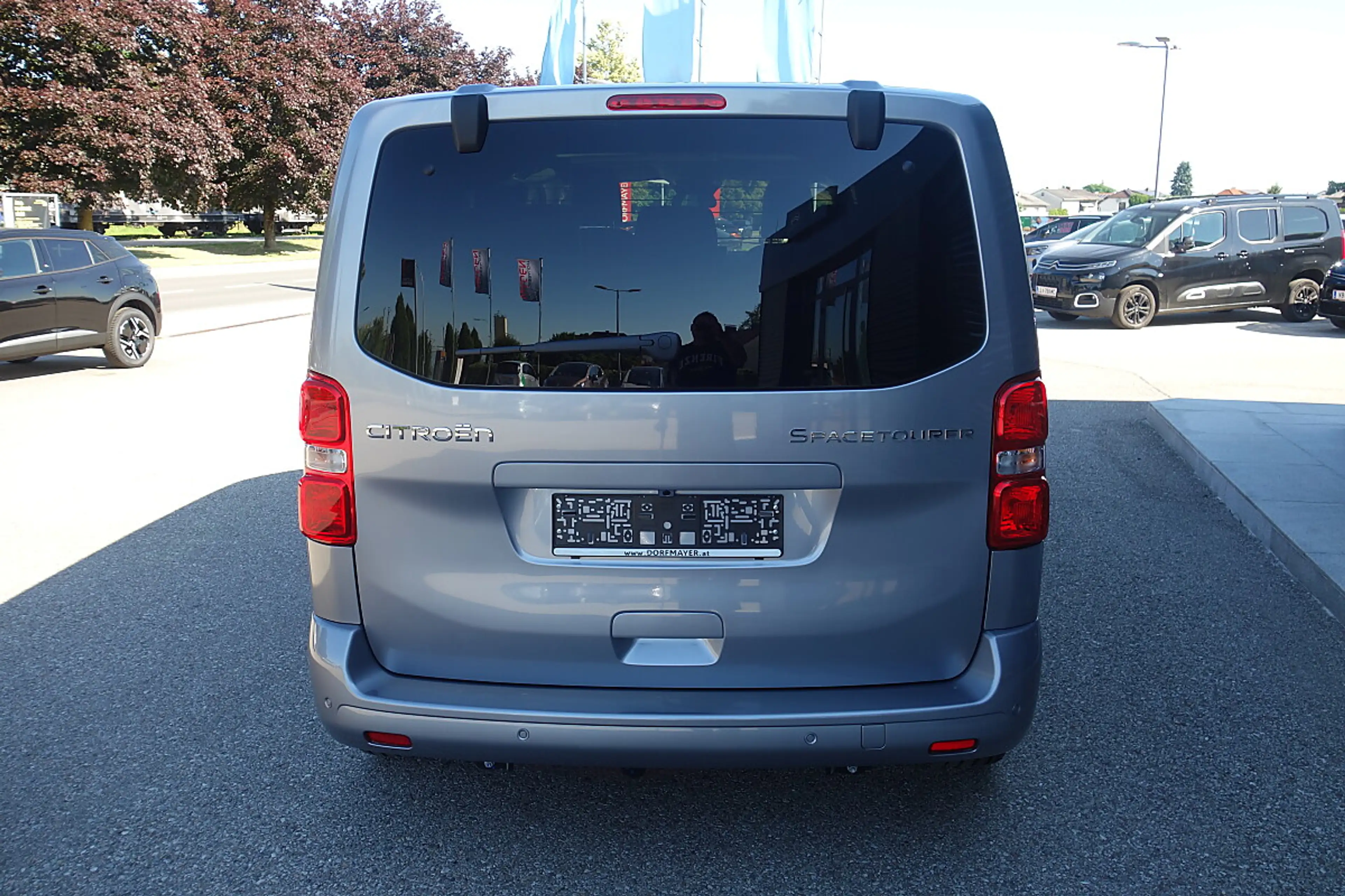 Citroen Spacetourer Diesel 180 S&S EAT8 M Business Lounge — photo 12
