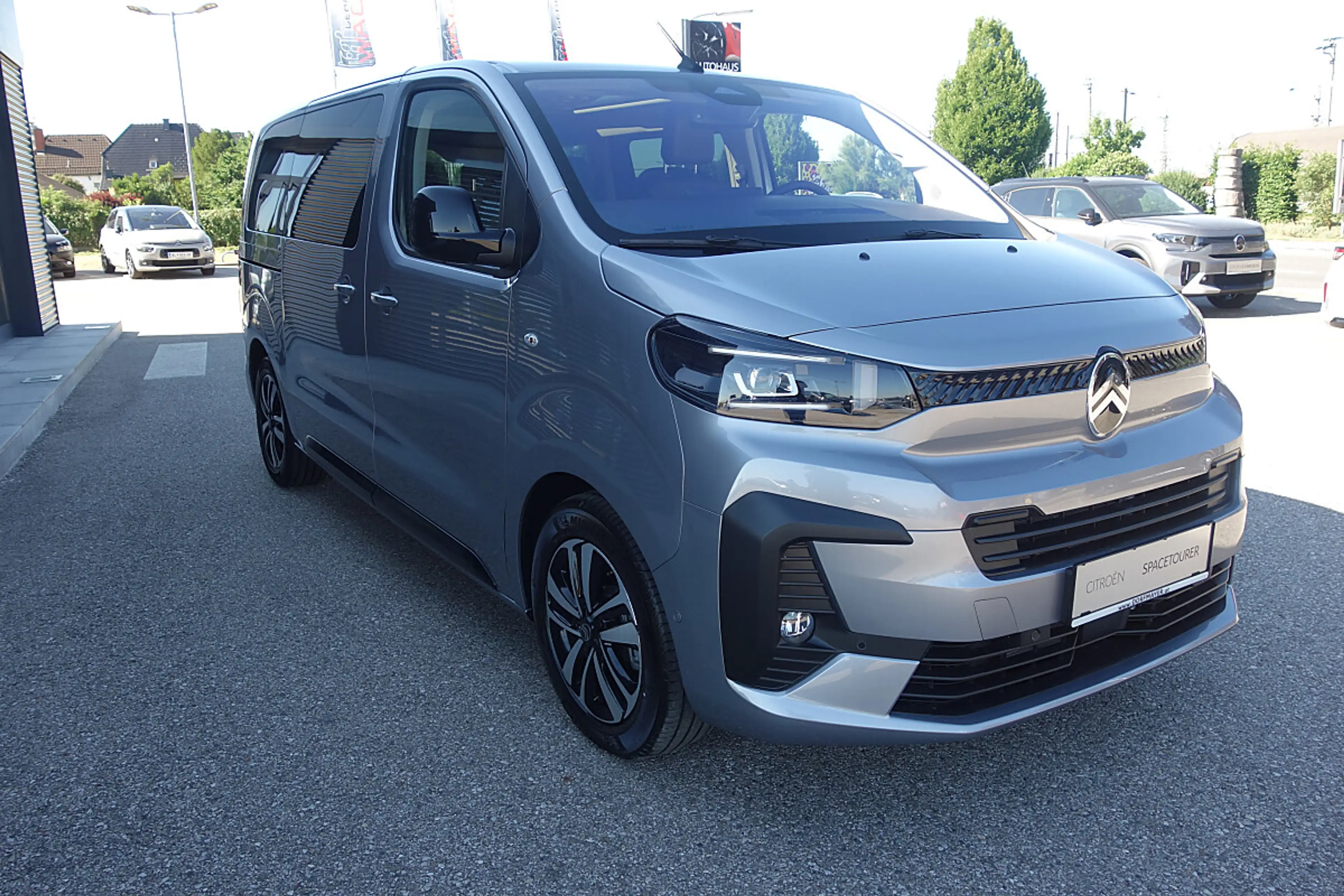 Citroen Spacetourer Diesel 180 S&S EAT8 M Business Lounge — photo 3