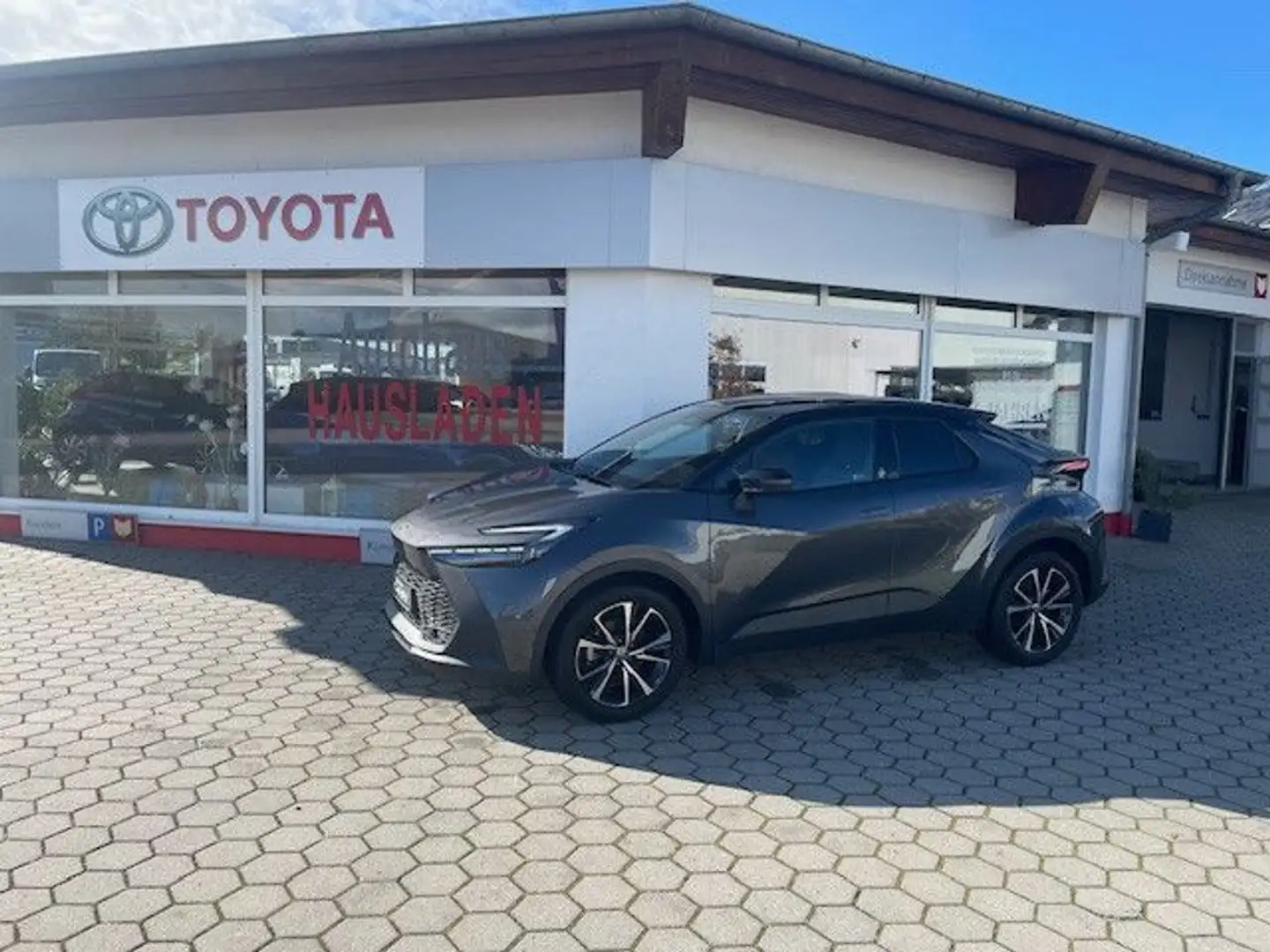 Toyota C-HR Hybrid FWD Team Deutschland - 1