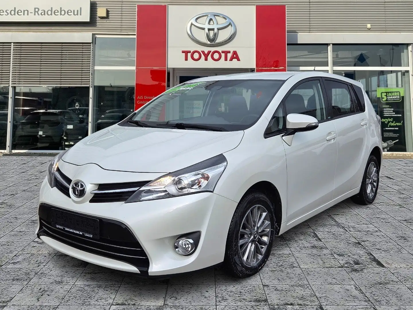 Toyota Verso 1.8 Edition S 5-Sitzer Navi Sitzheizung Weiß - 2