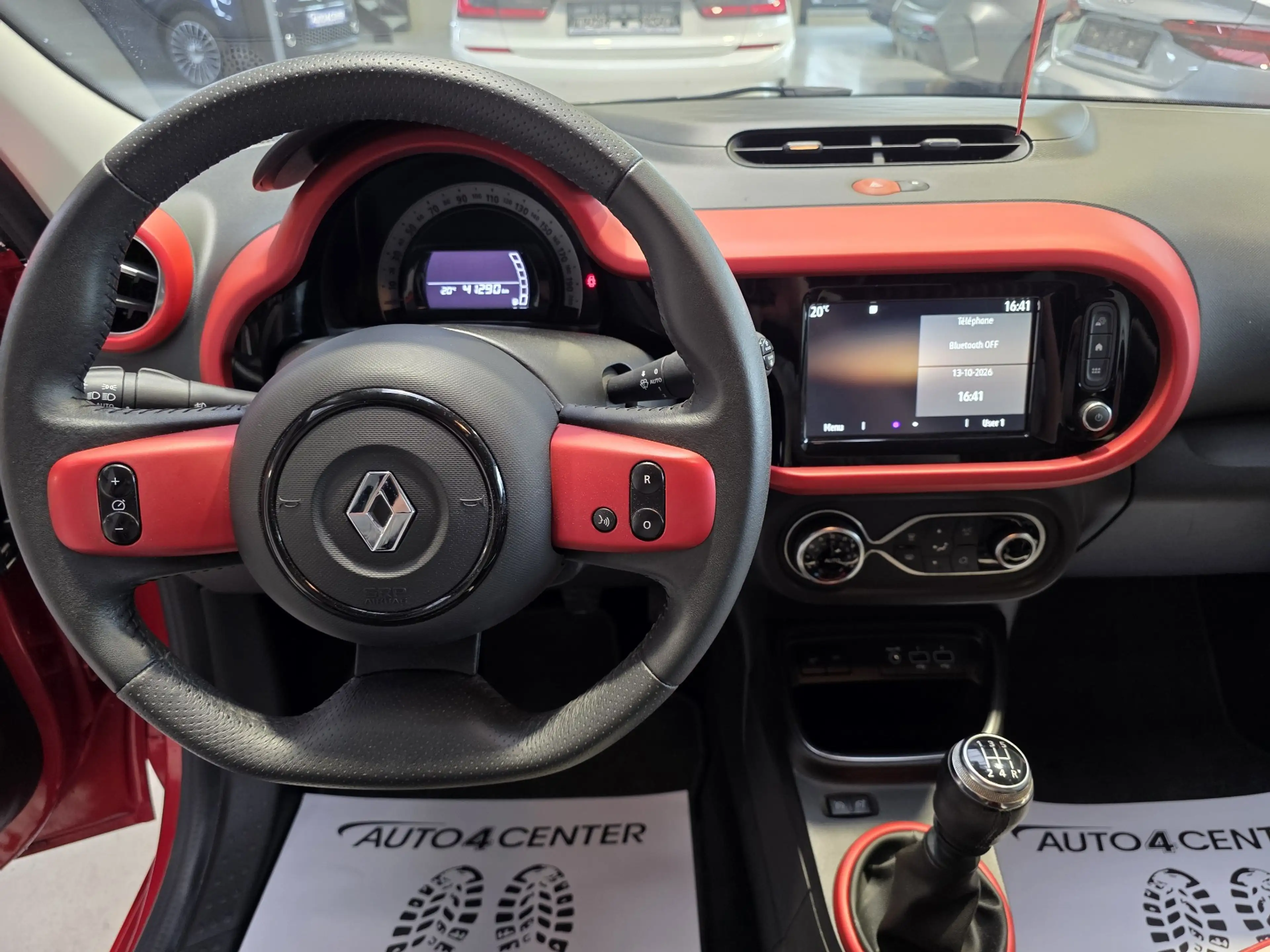 Renault Twingo 0.9 TCe Intens // ECRAN / GARANTIE 1 AN // — photo 8