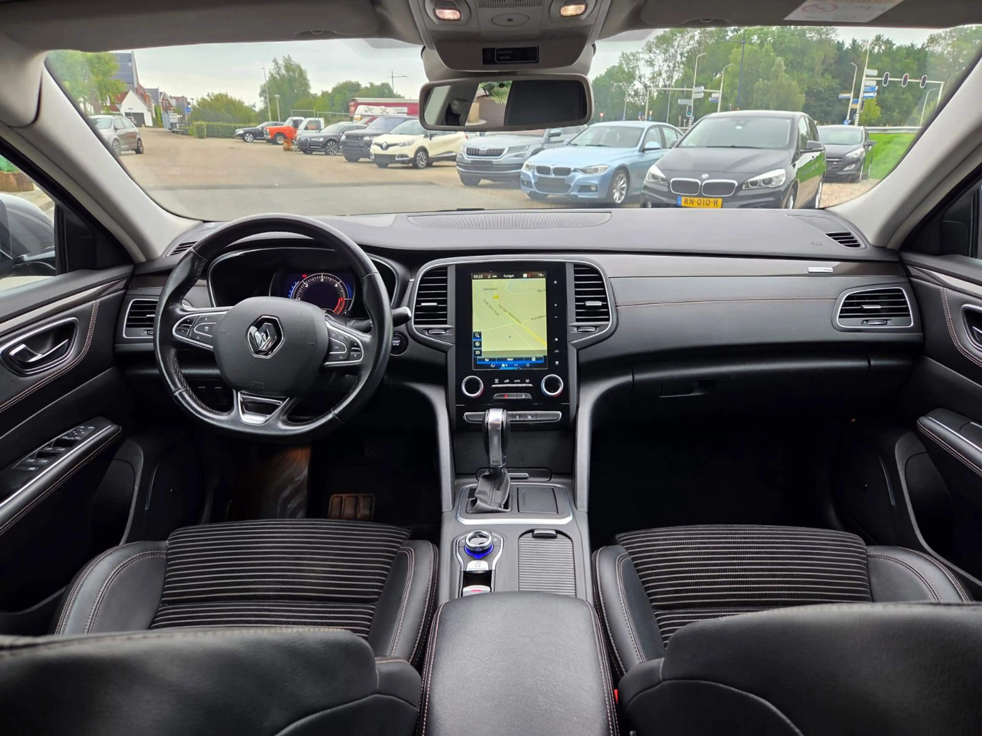 Renault Talisman 1.5 DCi AUT INTENS SEDAN 4CONTROL BOSE NAVI CAMERA — photo 10
