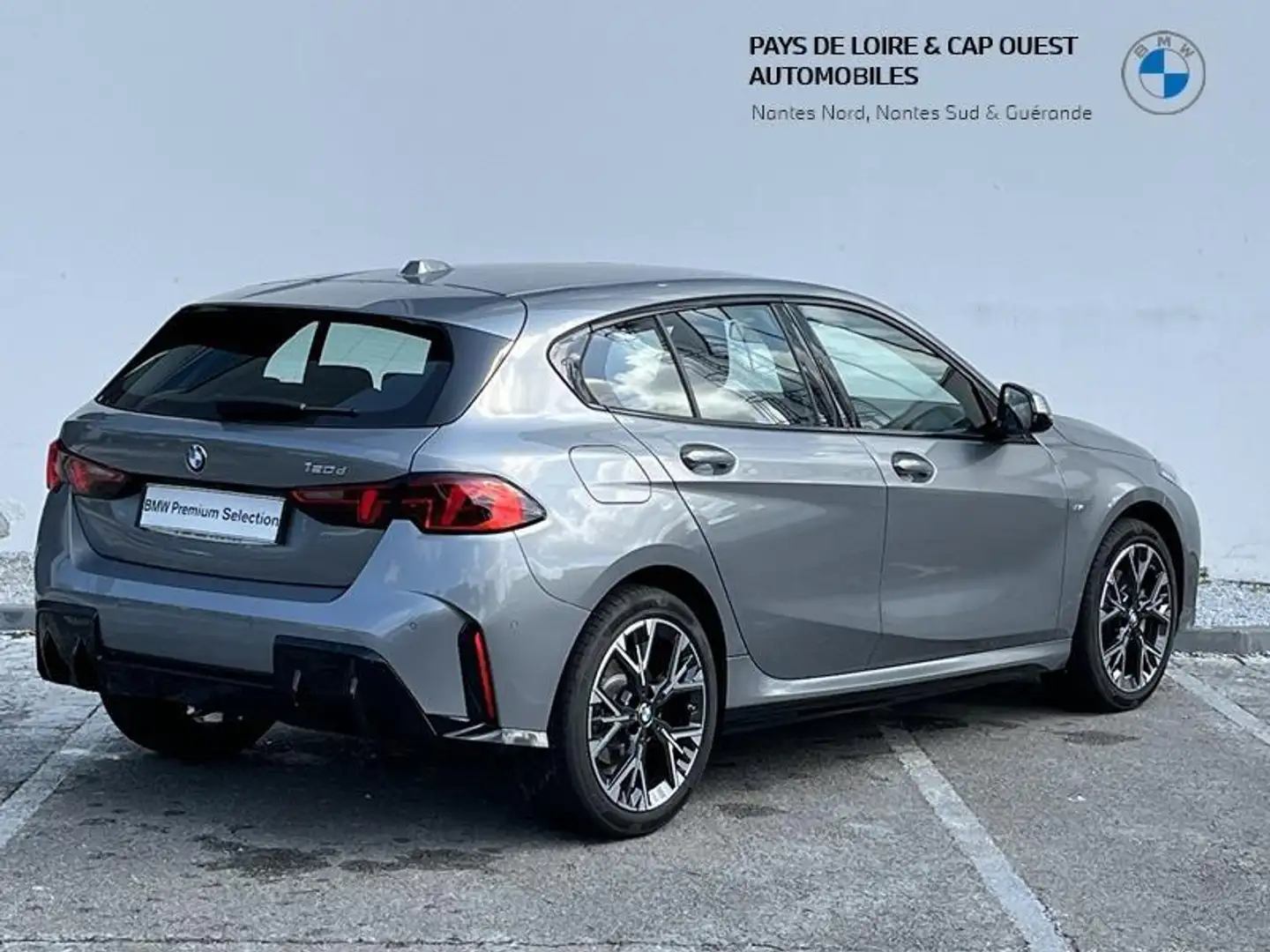 BMW 120 120dA 163ch M Sport DKG7 Gris - 2