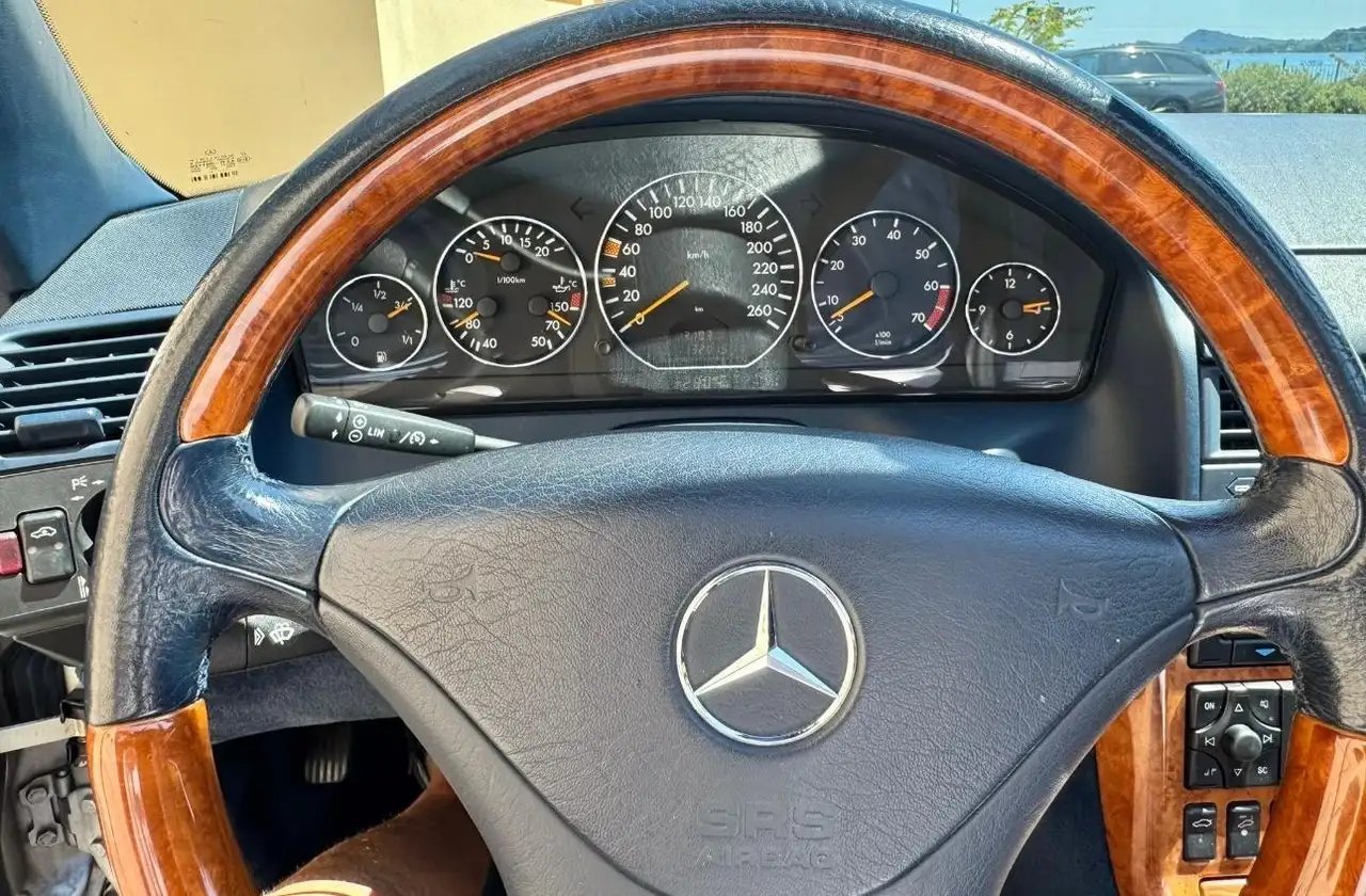 Mercedes-Benz SL 500 V8 Avantgarde, foto 12