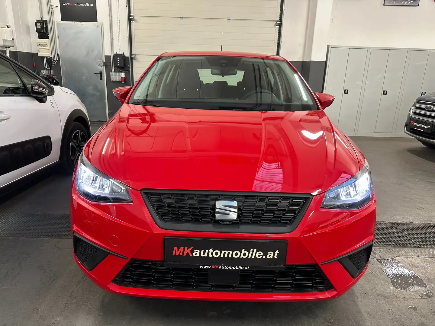 SEAT Ibiza Reference Rot - 2