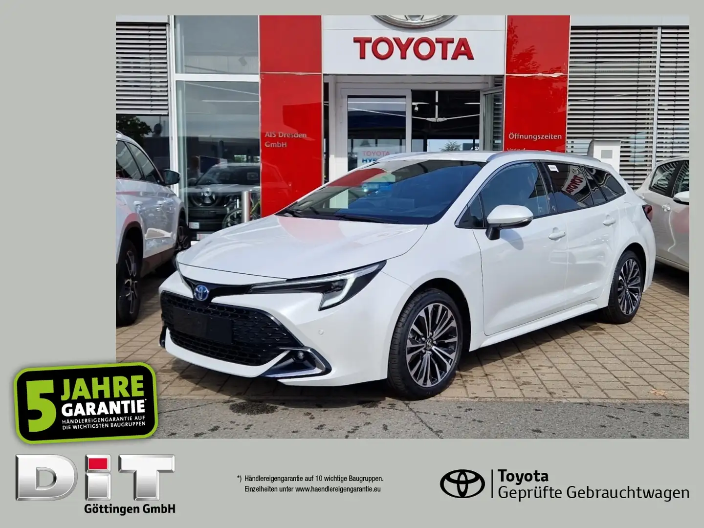 Toyota Corolla Touring Sports 2.0  Team D ACC SpurH LM Белый - 1