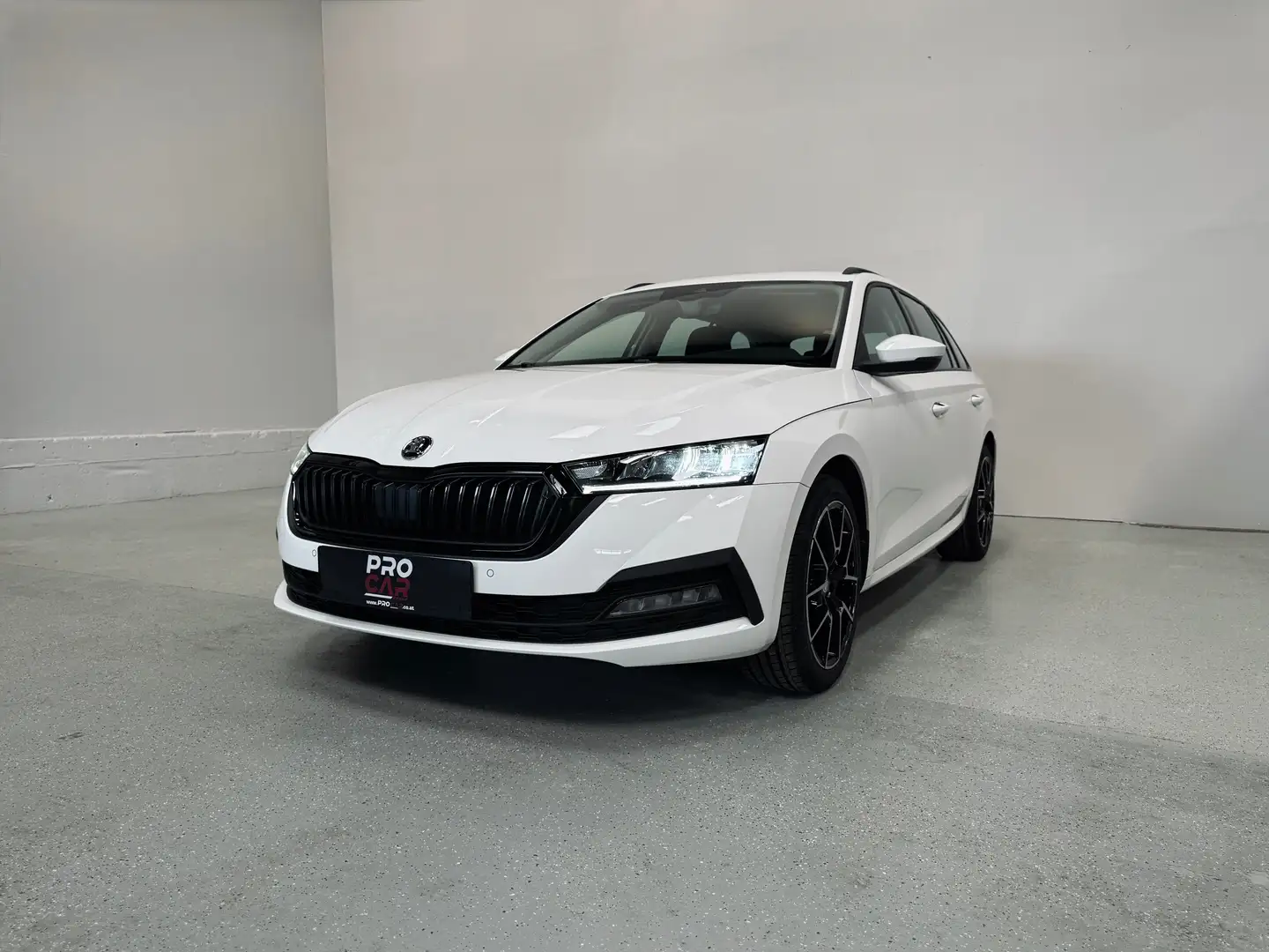 Skoda Octavia Kombi 2.0 TDI DSG *Keyless/Navi/BlackFront/18"ALU* Weiß - 1